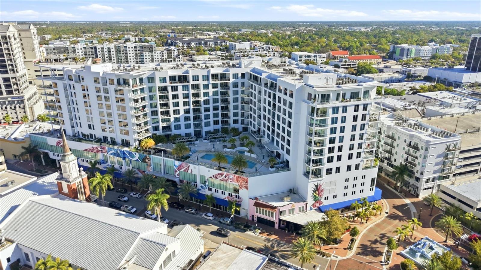 111 S PINEAPPLE AVE #811