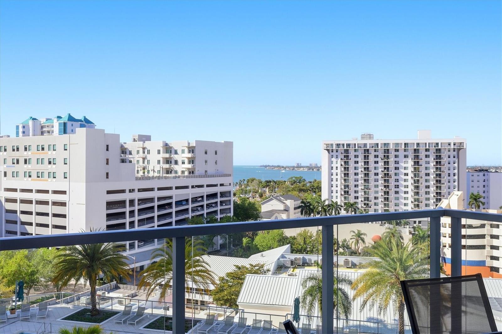 111 S PINEAPPLE AVE #811