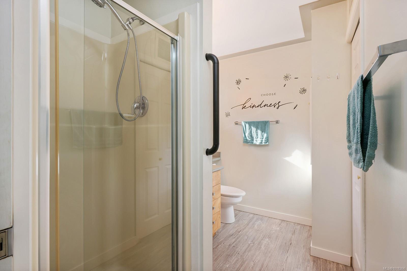 1110 Urquhart Ave, Courtenay