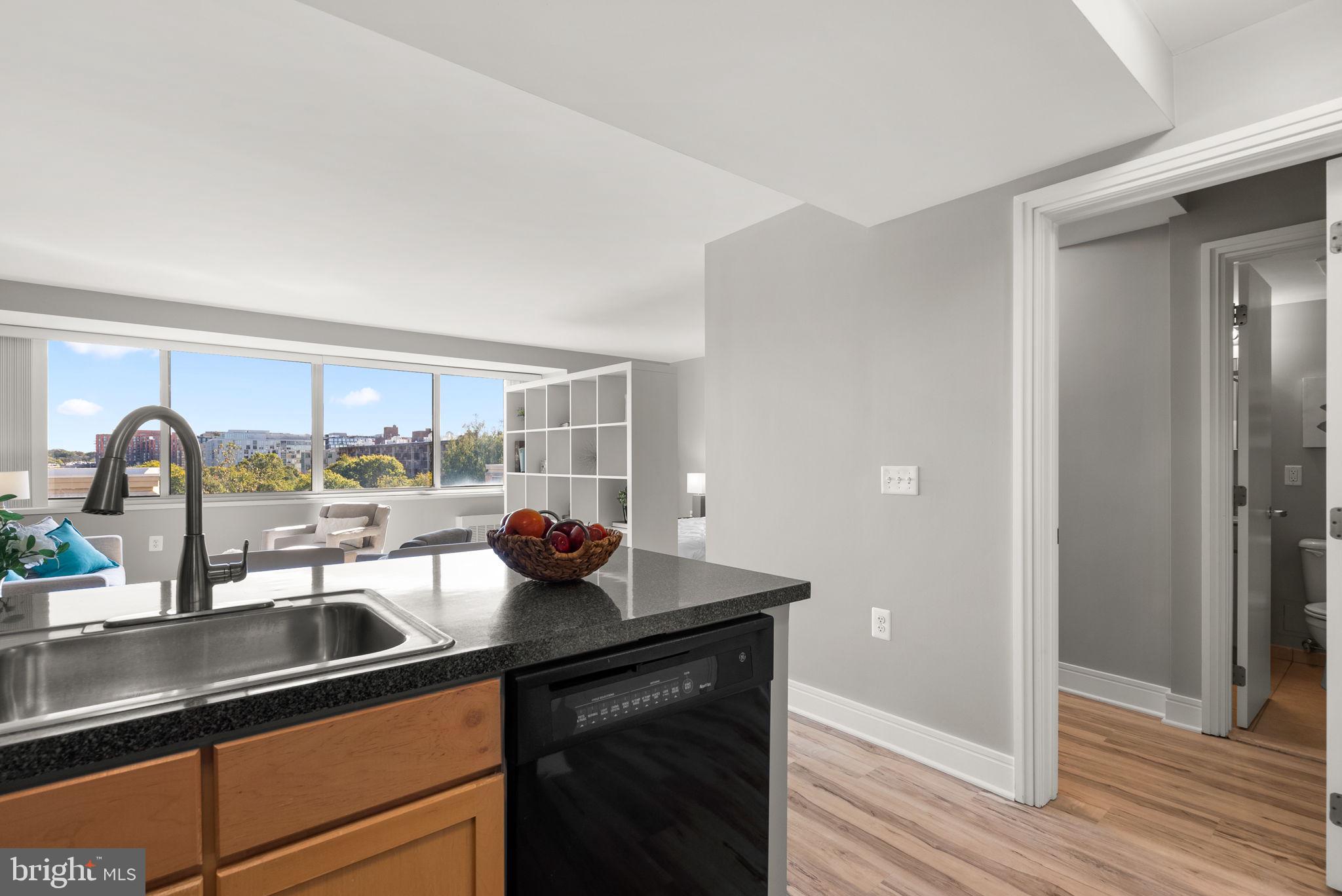 800 4TH STREET SW N610
