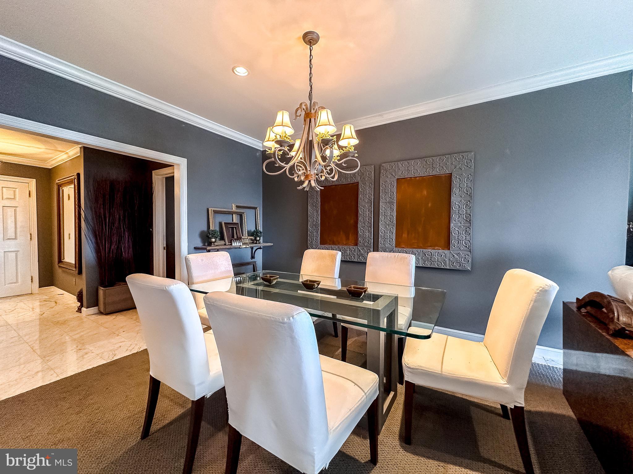 10 E LEE STREET 908