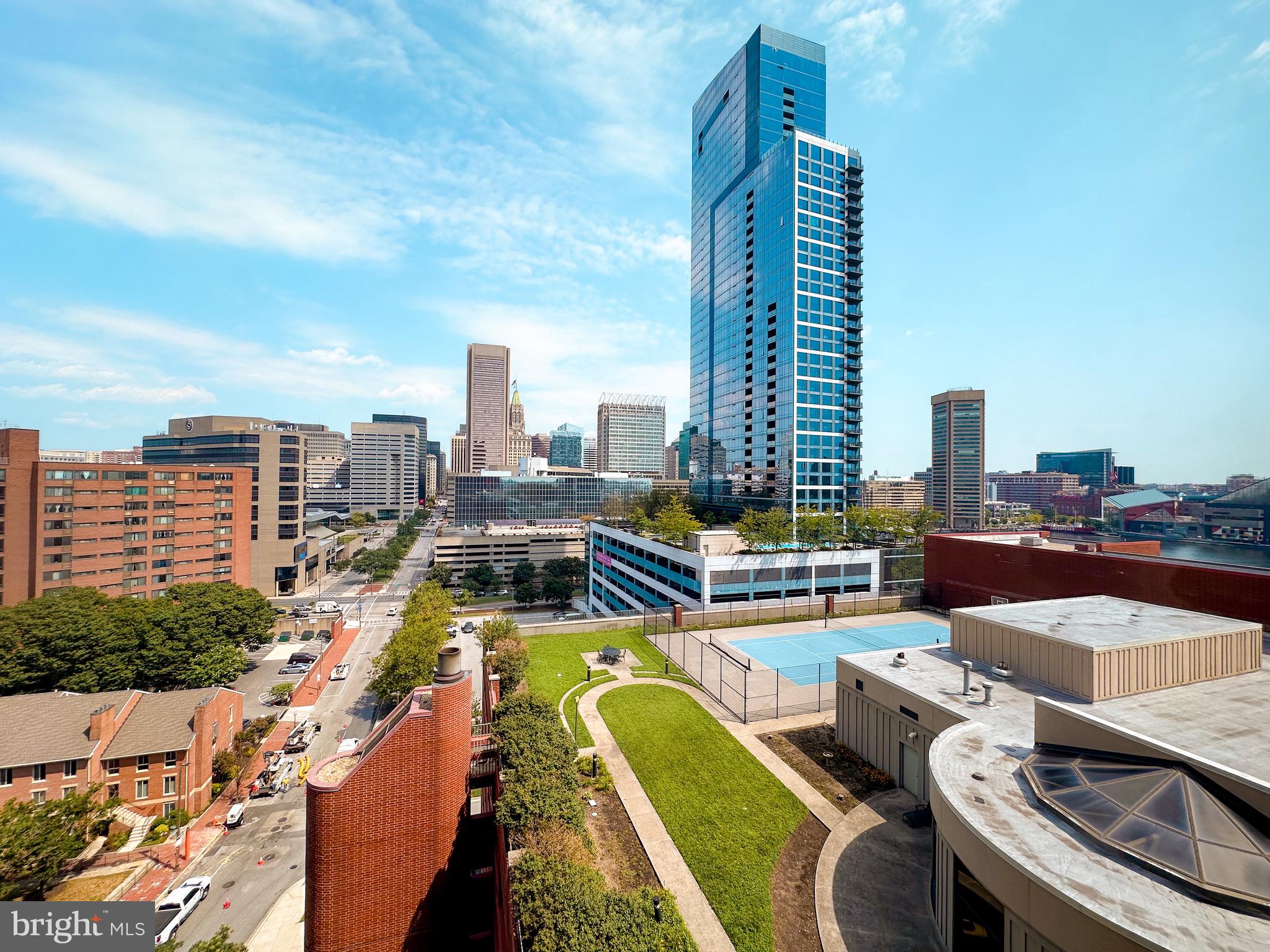 10 E LEE STREET 908
