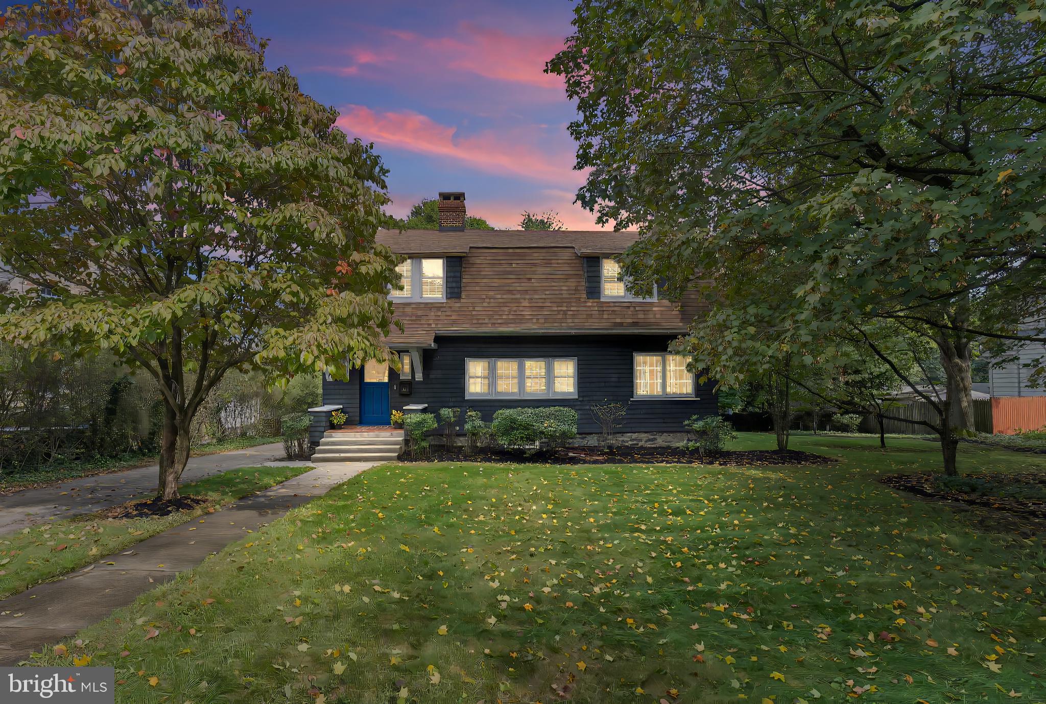 511 N CHAPELGATE LANE