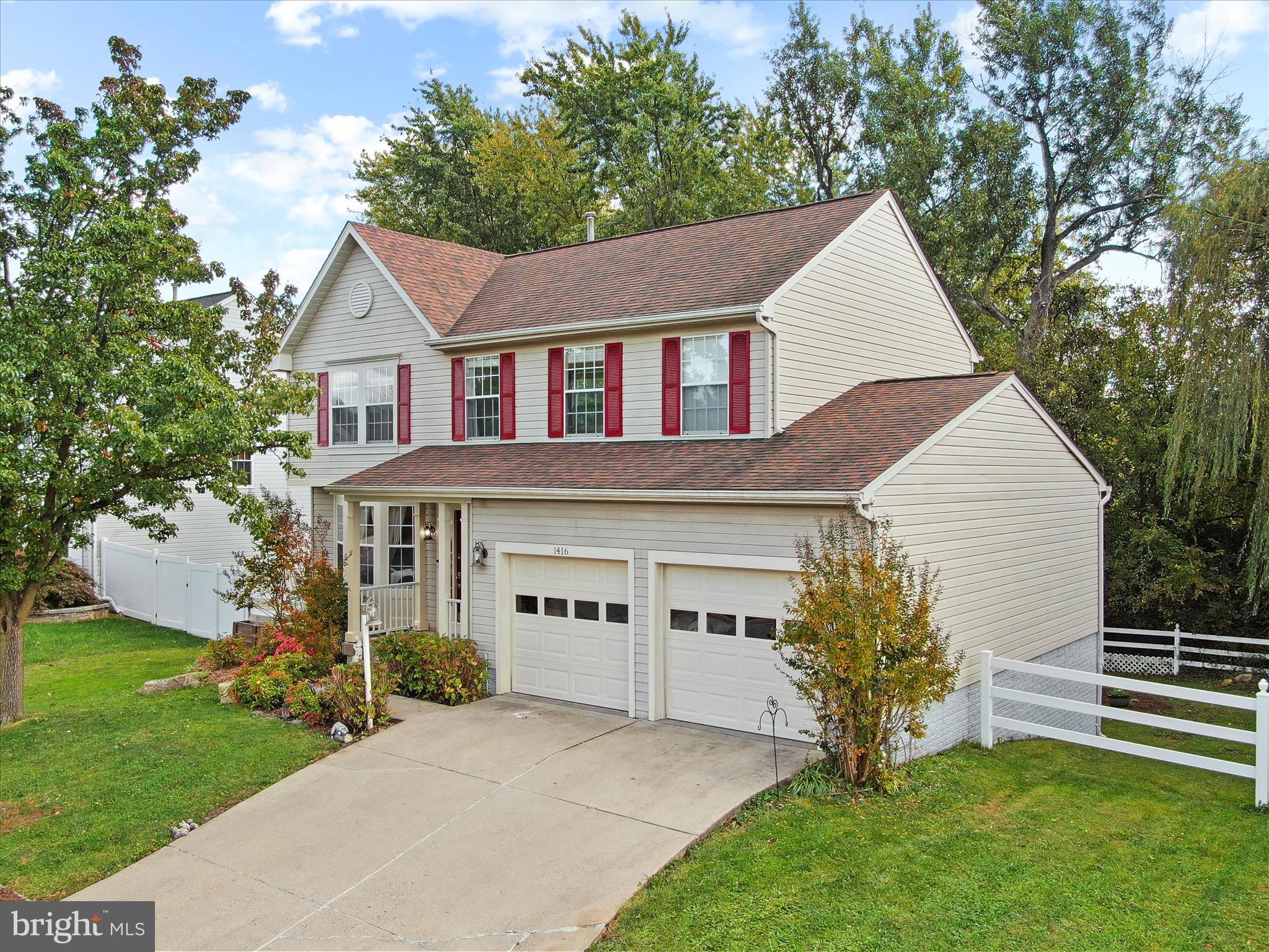 1416 CRESCENT SPOT LANE