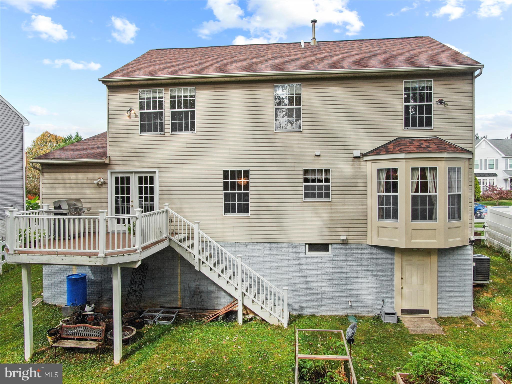 1416 CRESCENT SPOT LANE