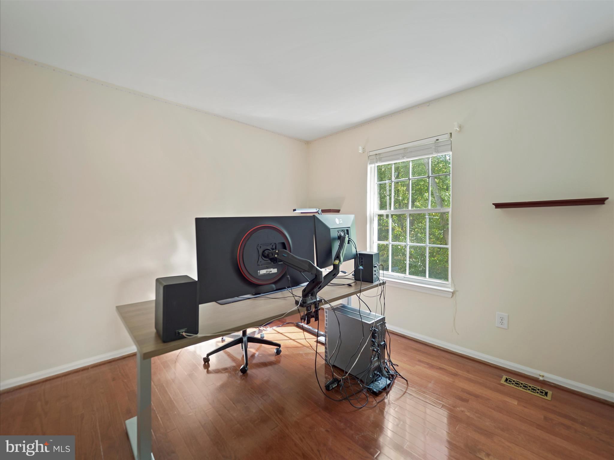 1416 CRESCENT SPOT LANE