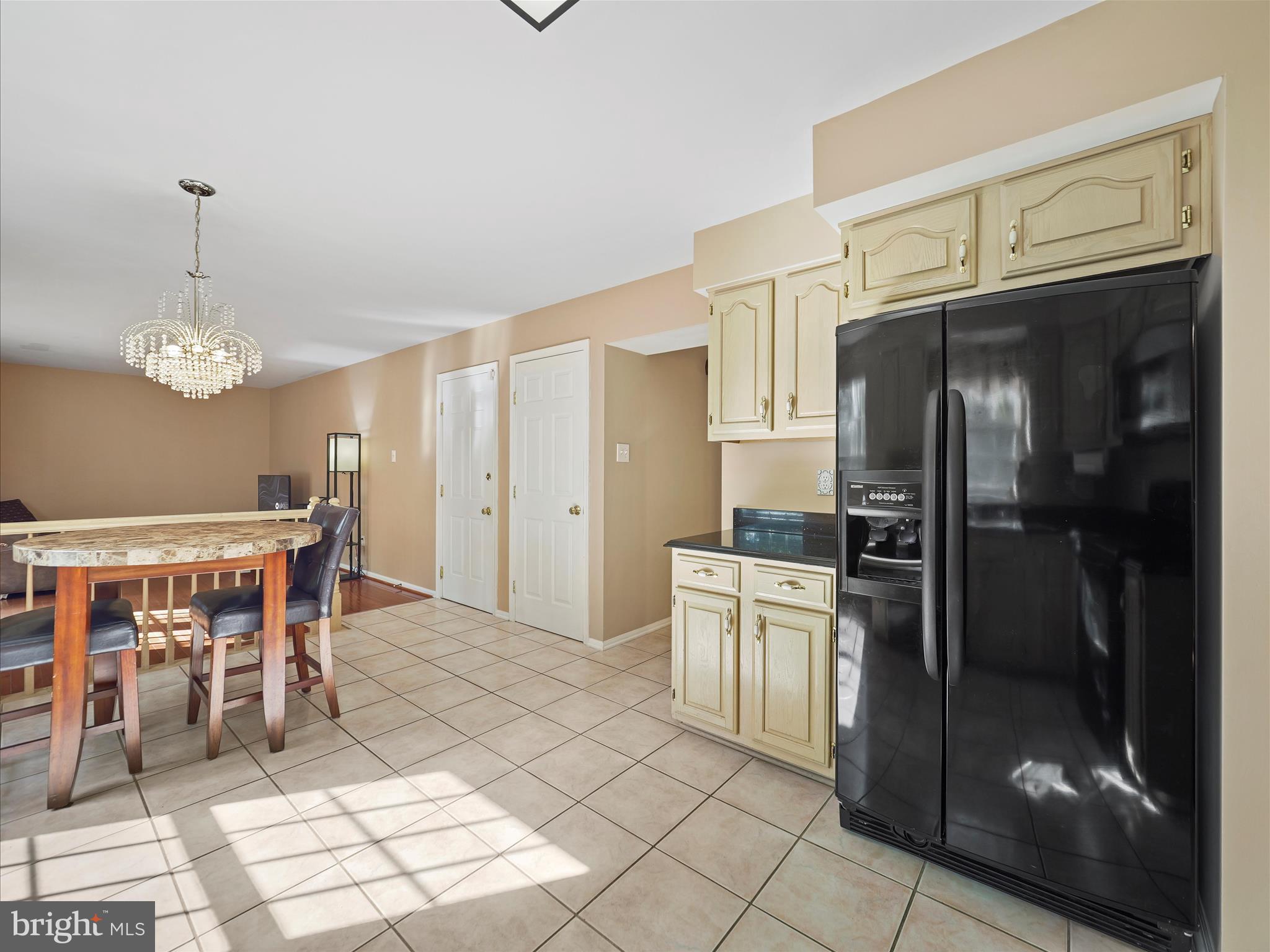 1416 CRESCENT SPOT LANE