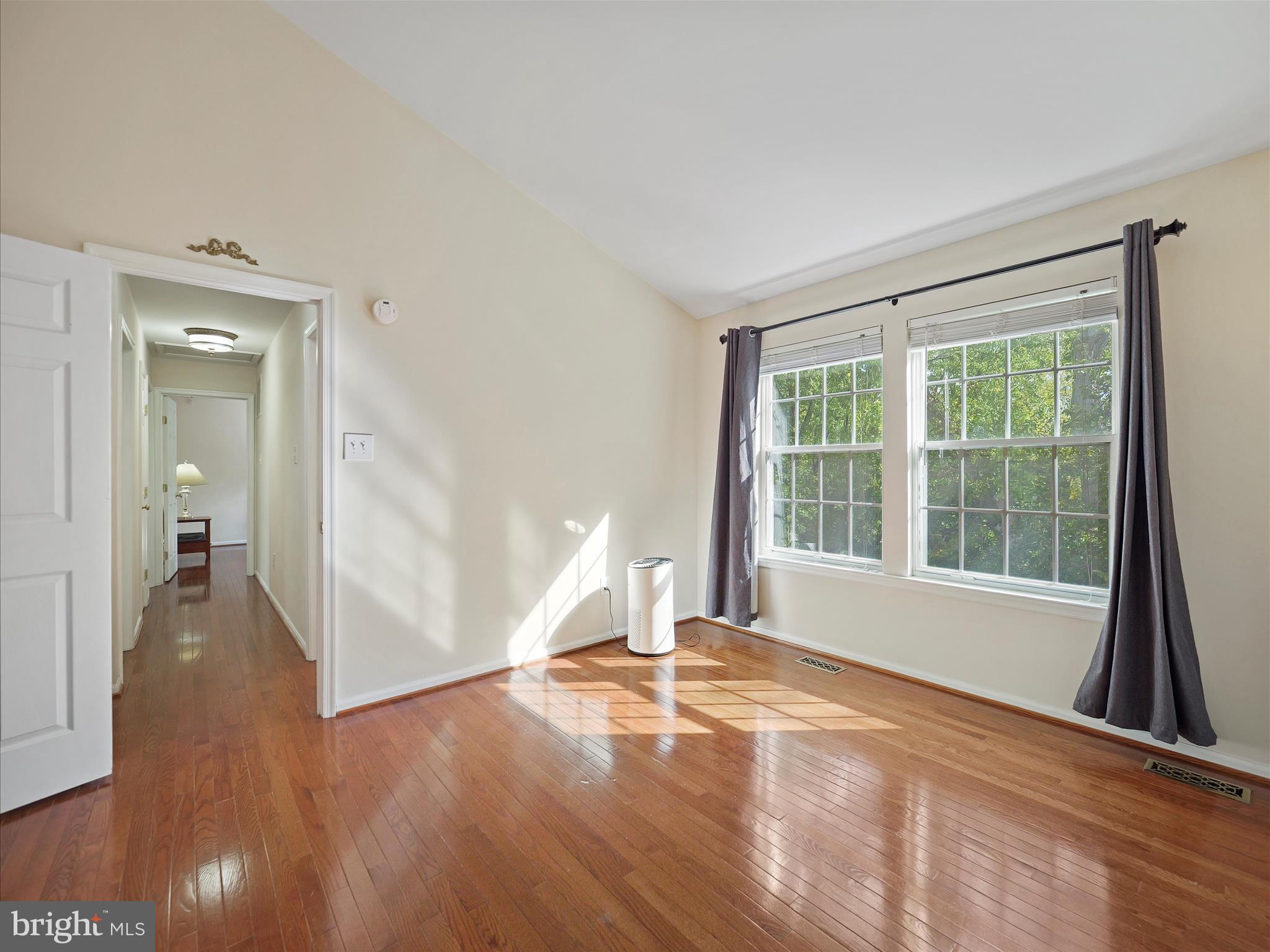 1416 CRESCENT SPOT LANE