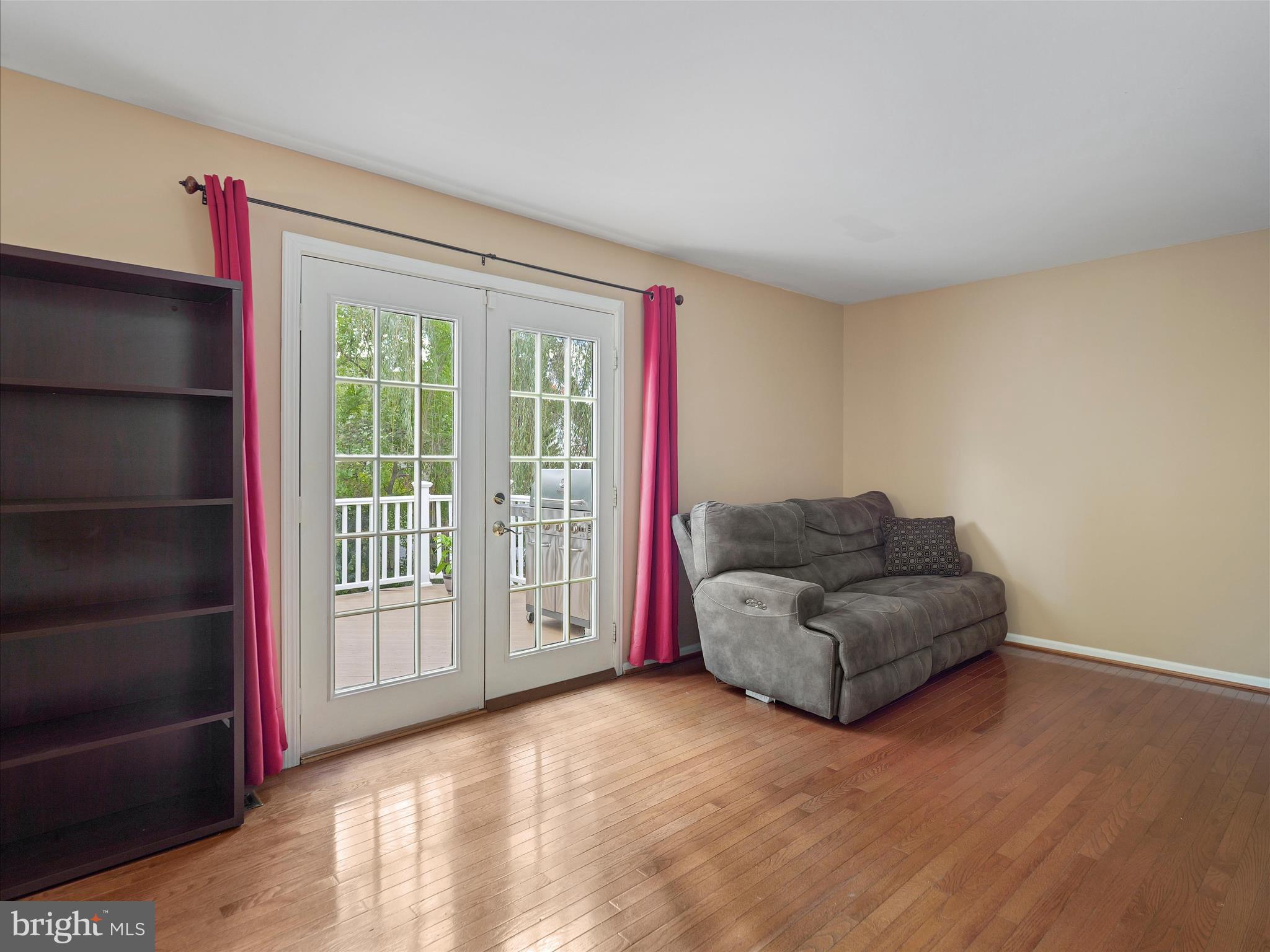 1416 CRESCENT SPOT LANE