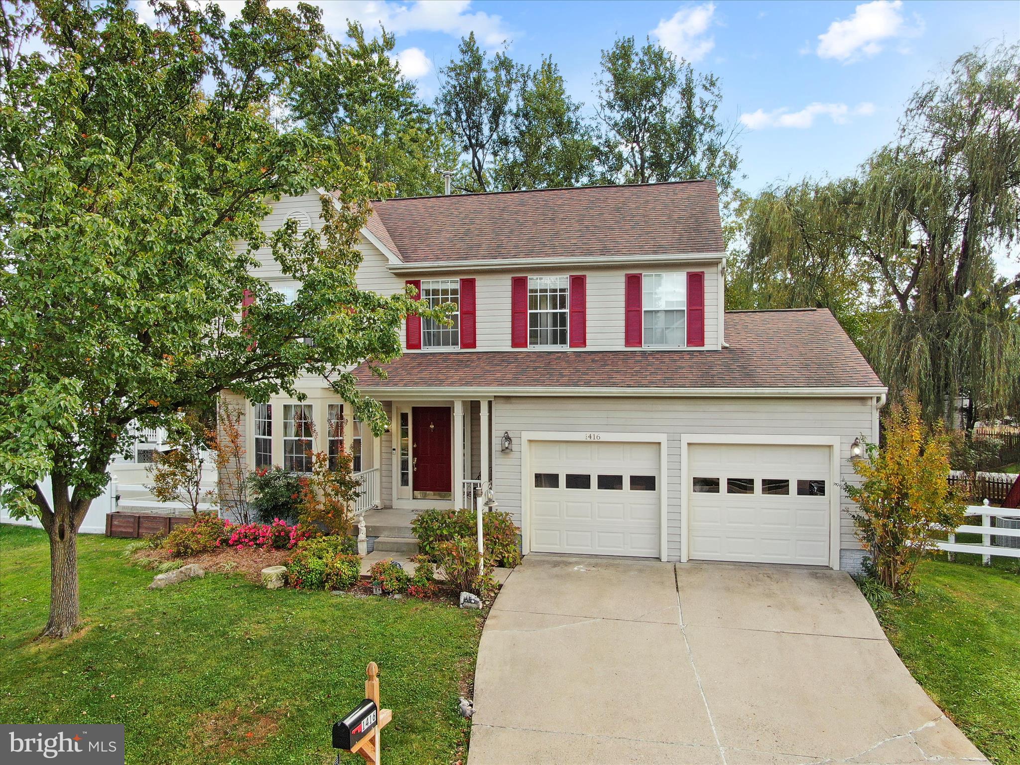 1416 CRESCENT SPOT LANE