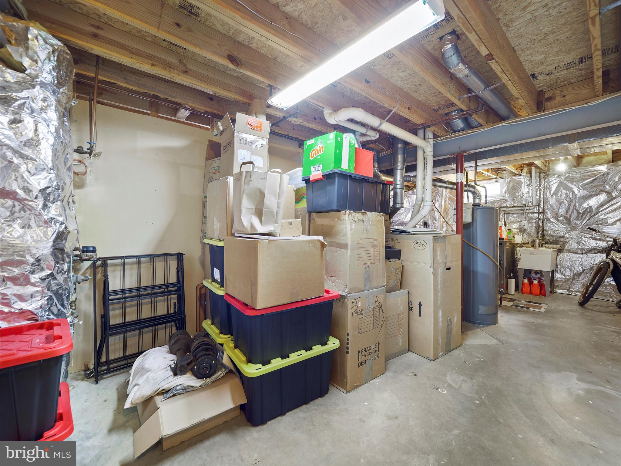 1416 CRESCENT SPOT LANE