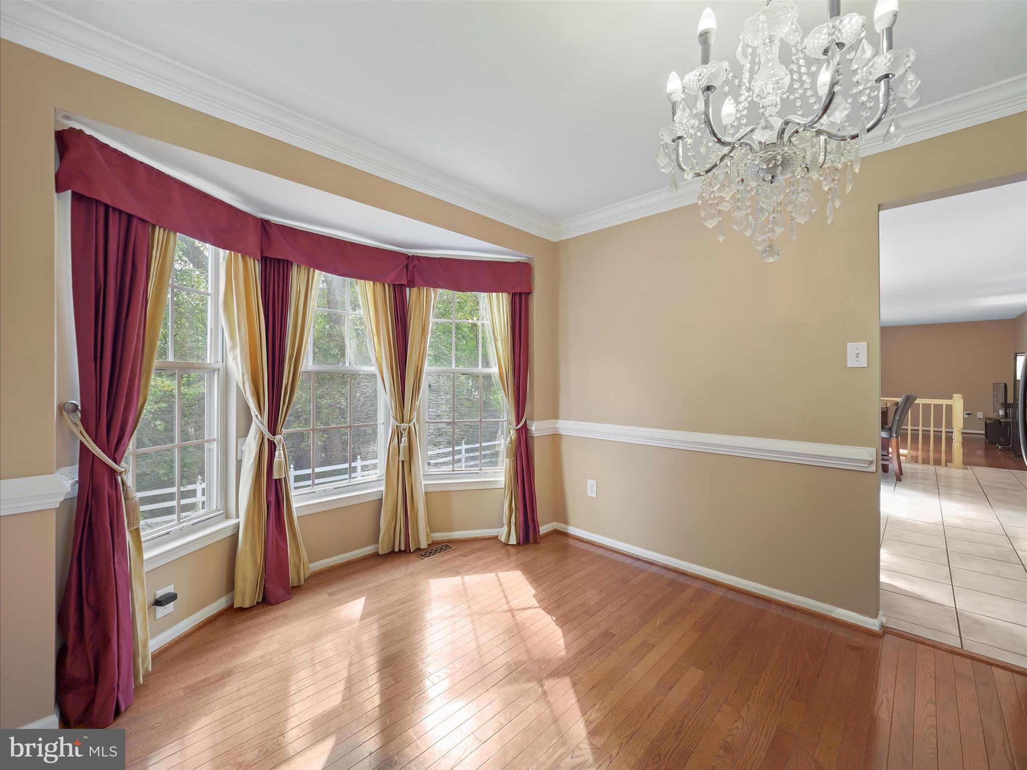 1416 CRESCENT SPOT LANE