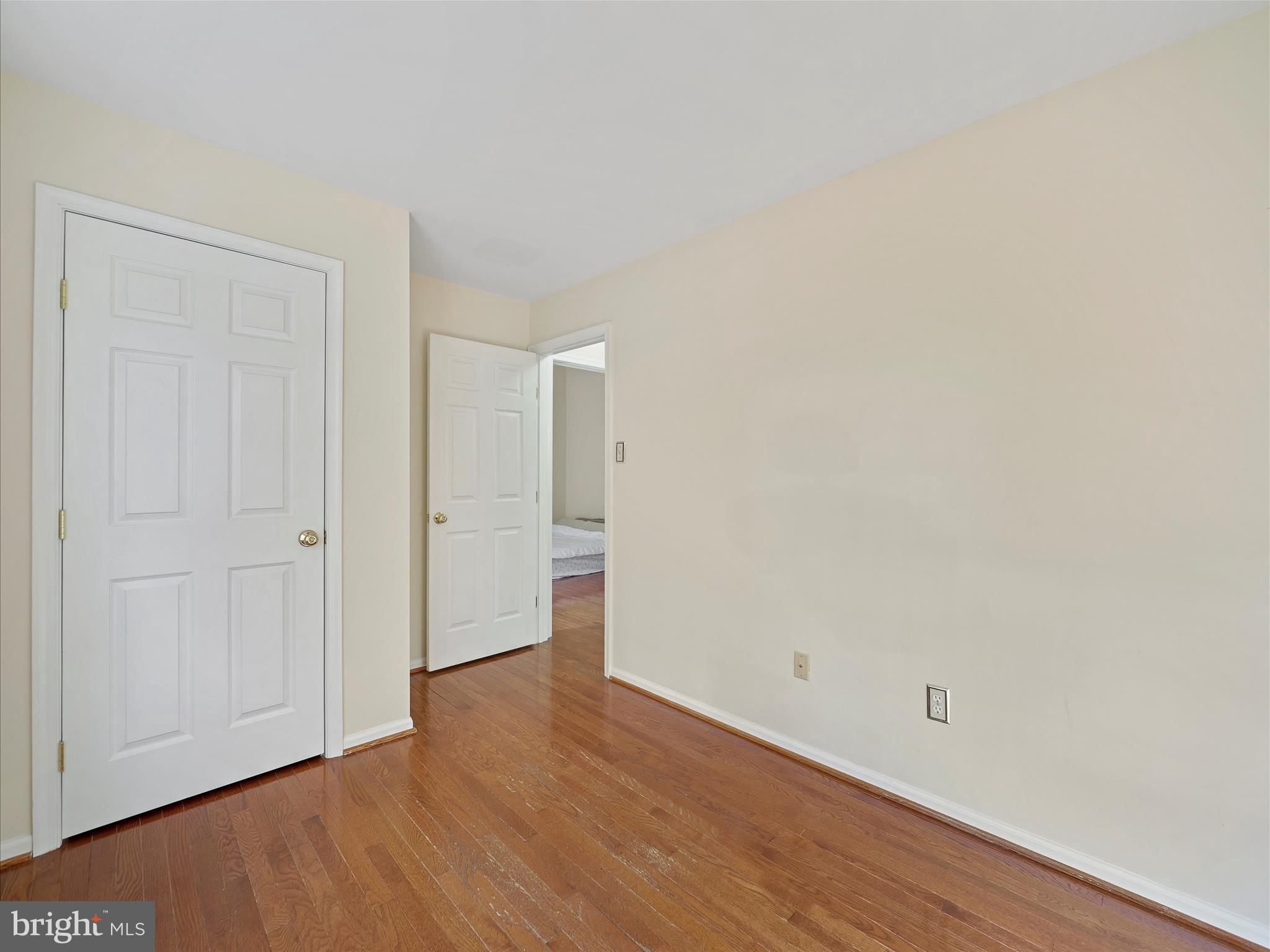 1416 CRESCENT SPOT LANE