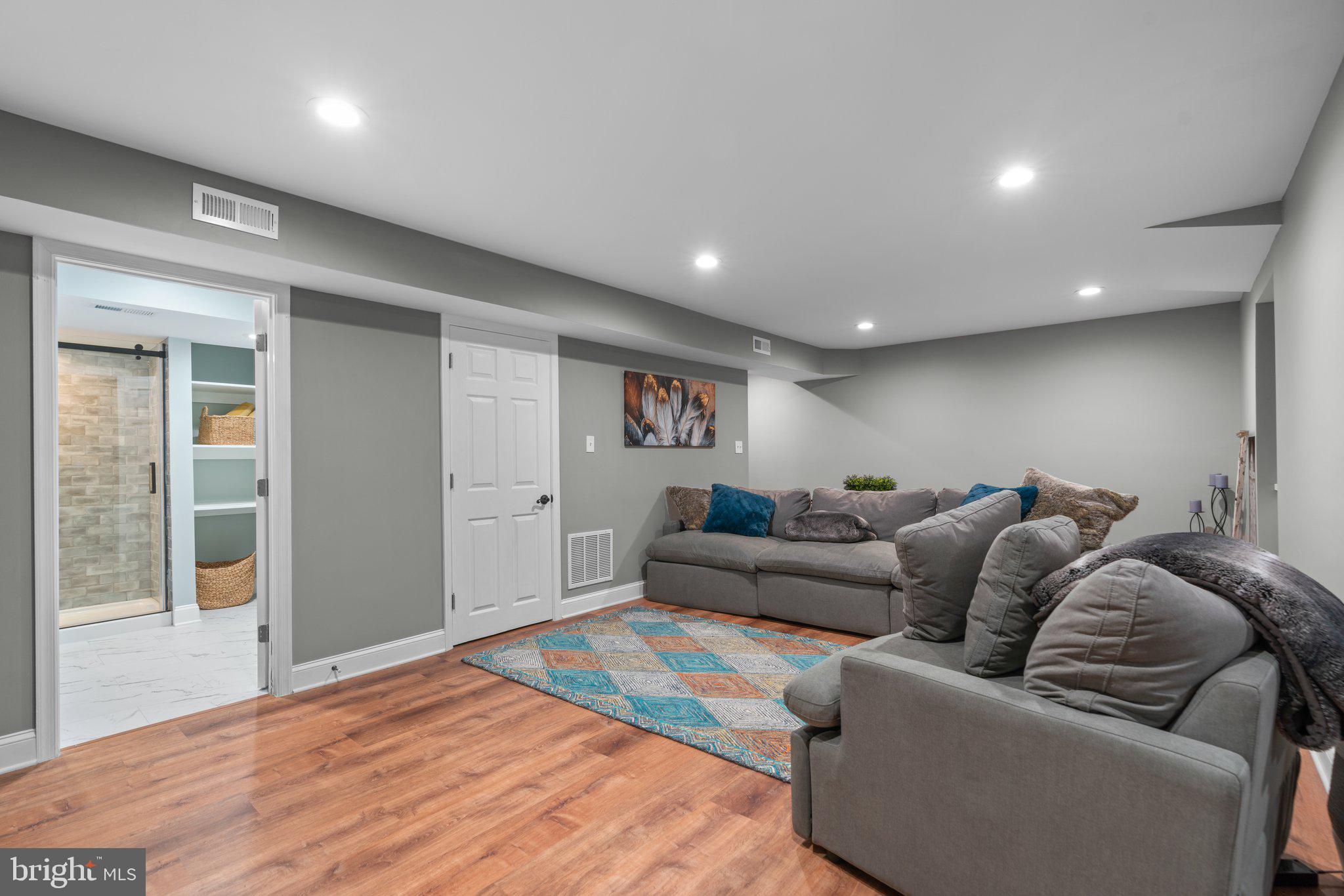 12933 OLIVINE WAY