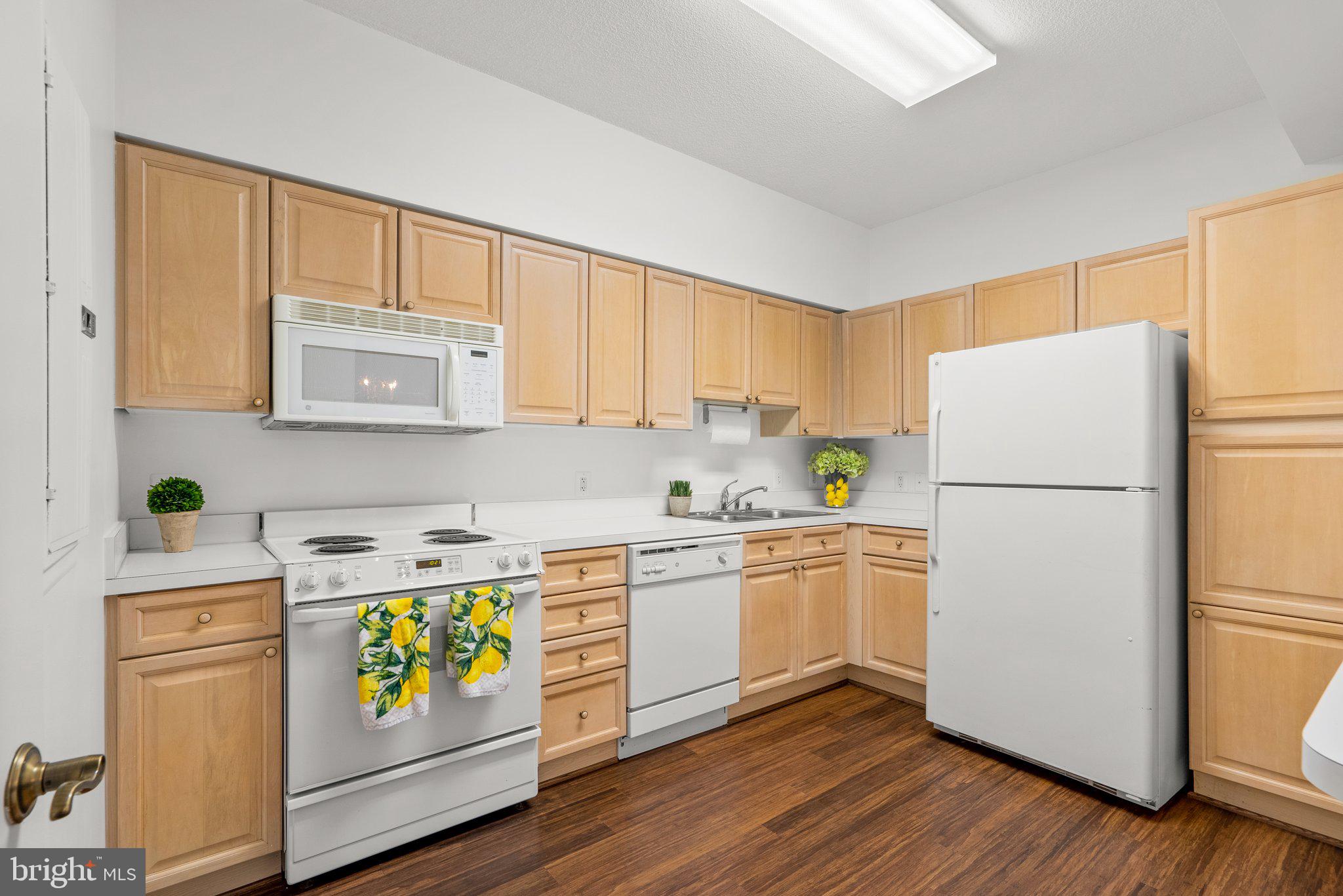 3200 N LEISURE WORLD BOULEVARD 214