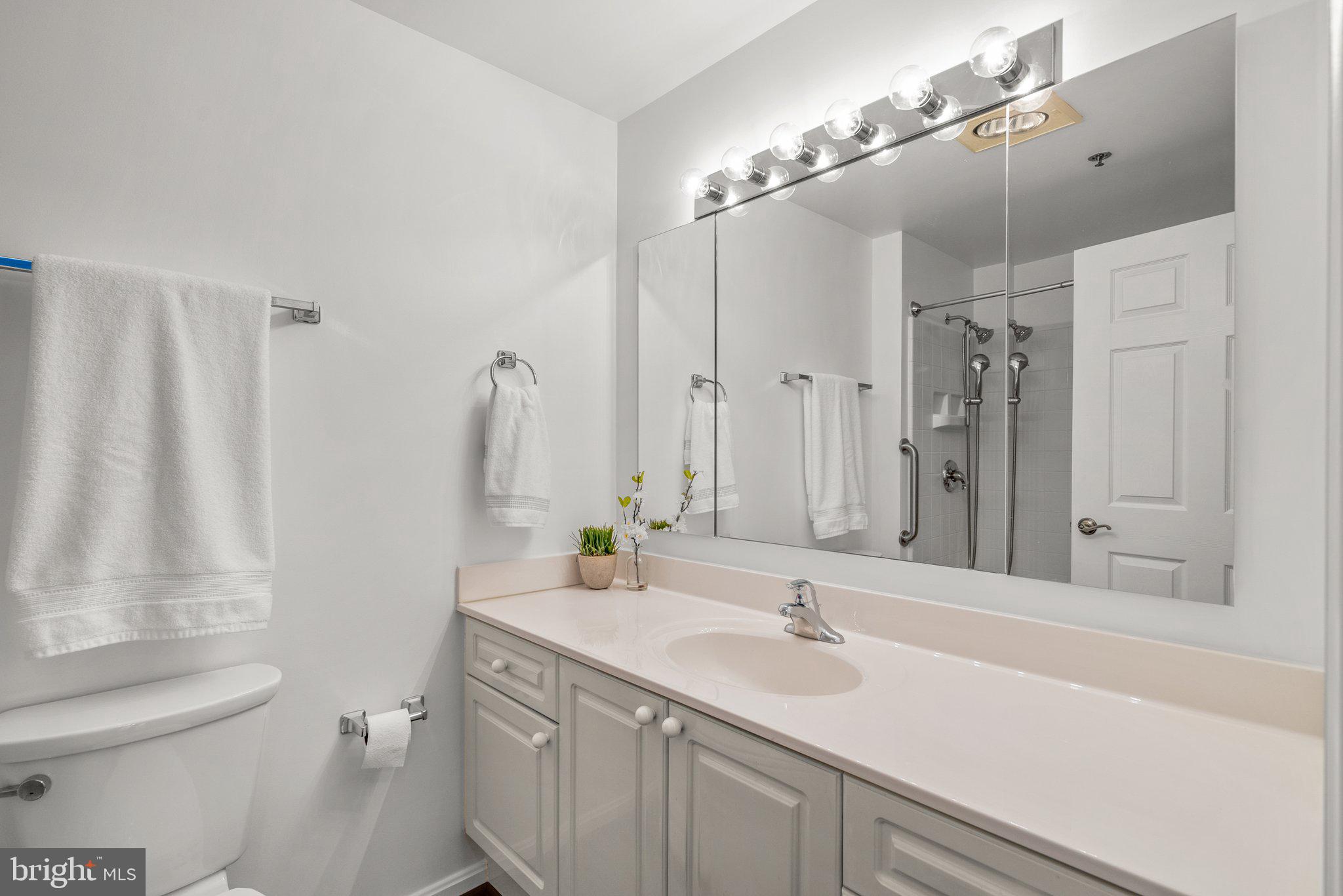 3200 N LEISURE WORLD BOULEVARD 214