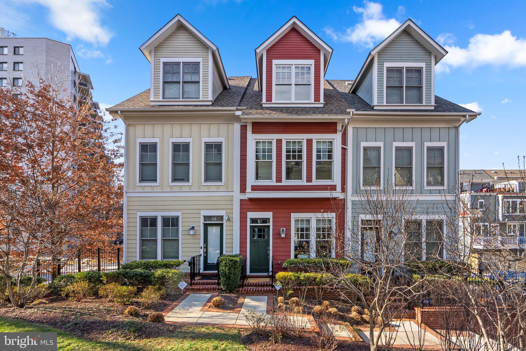 82 ELLSWORTH HEIGHTS STREET