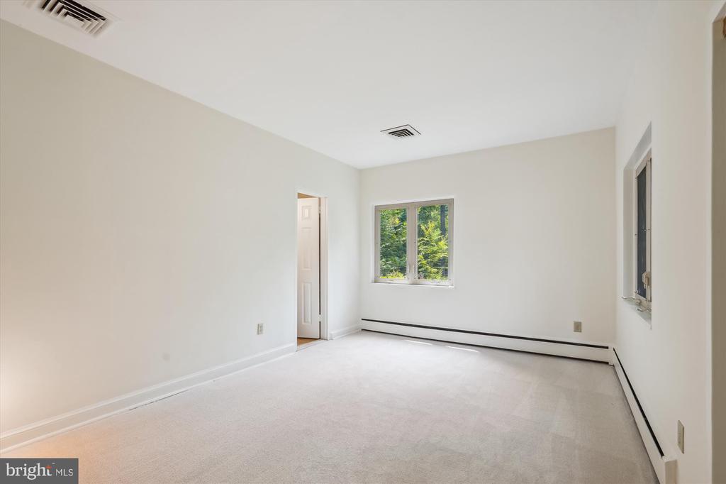 9101 SLIGO CREEK PARKWAY