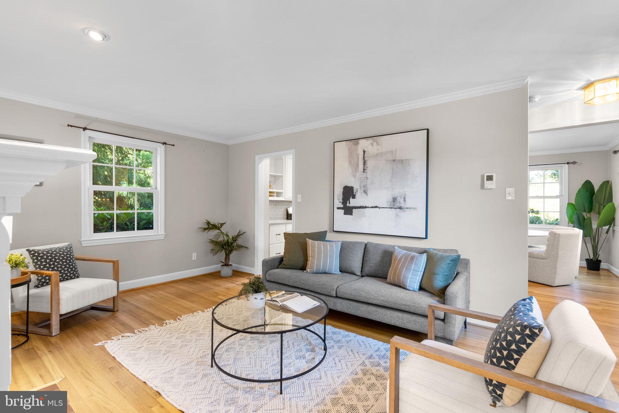 129 LYNNMOOR DRIVE