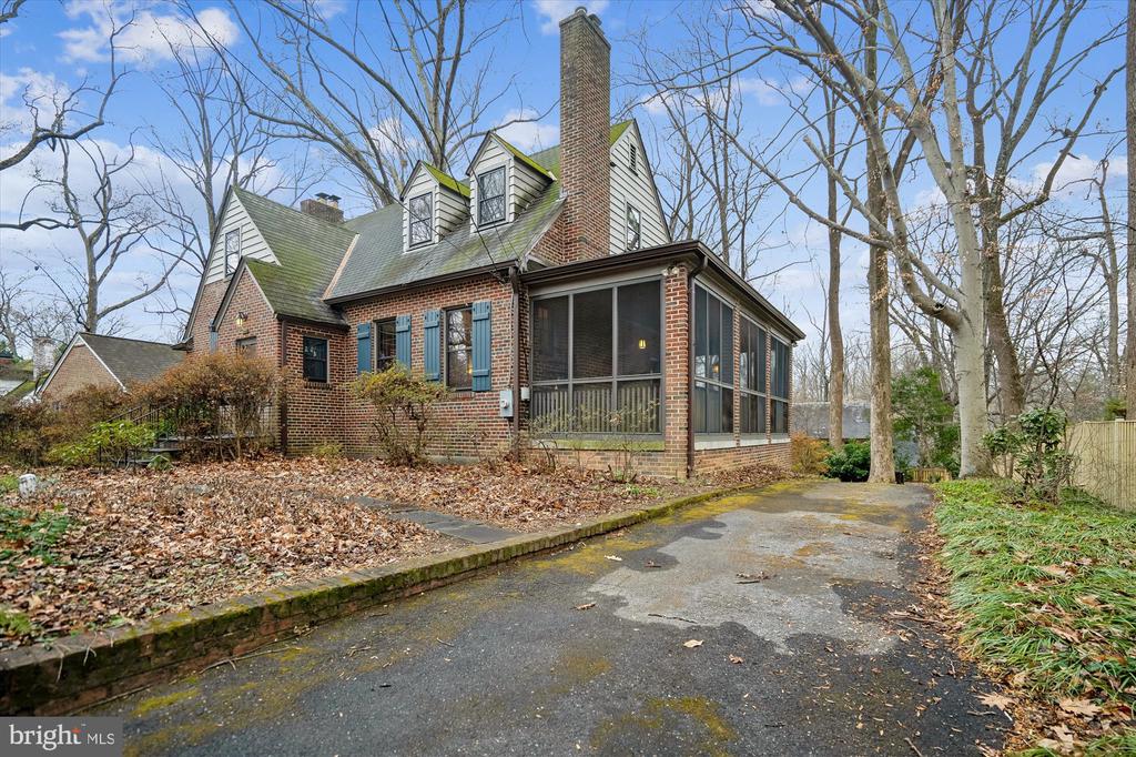 9220 MANCHESTER ROAD