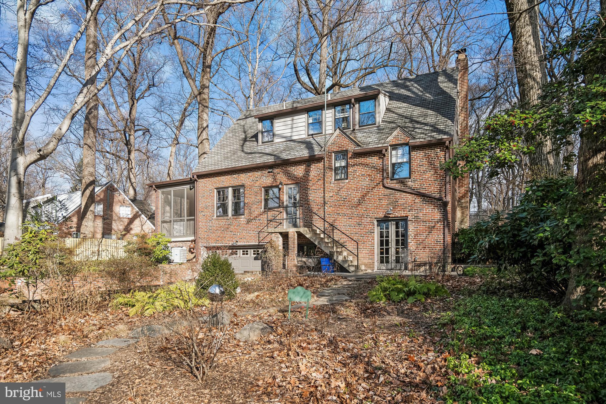 9220 MANCHESTER ROAD