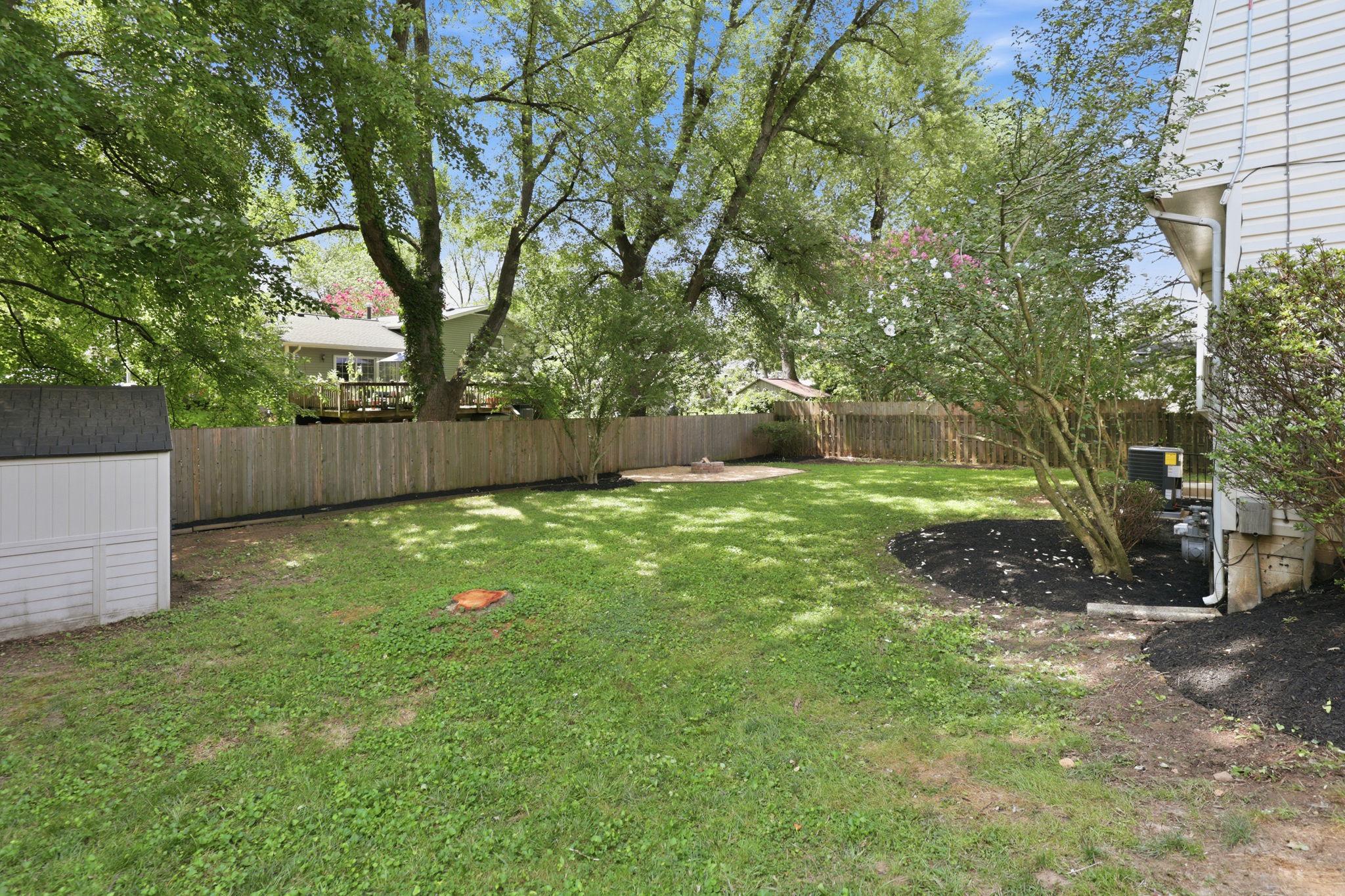 1005 W NOLCREST DRIVE W