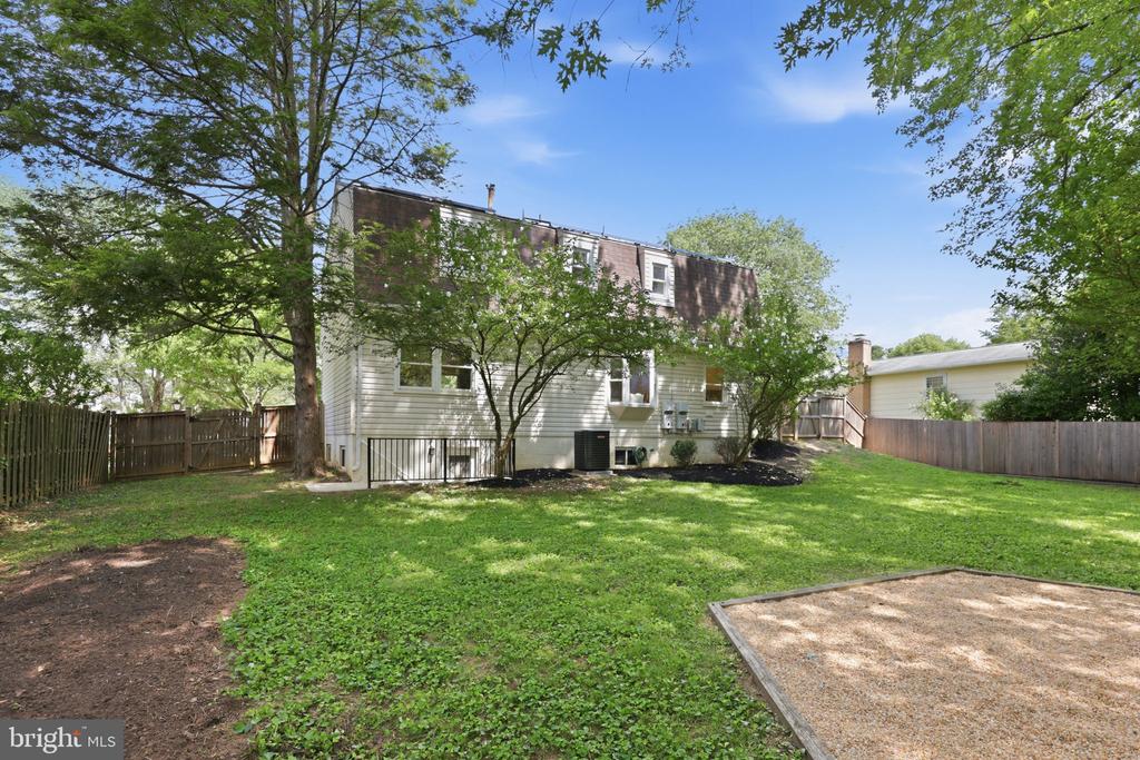 1005 W NOLCREST DRIVE W