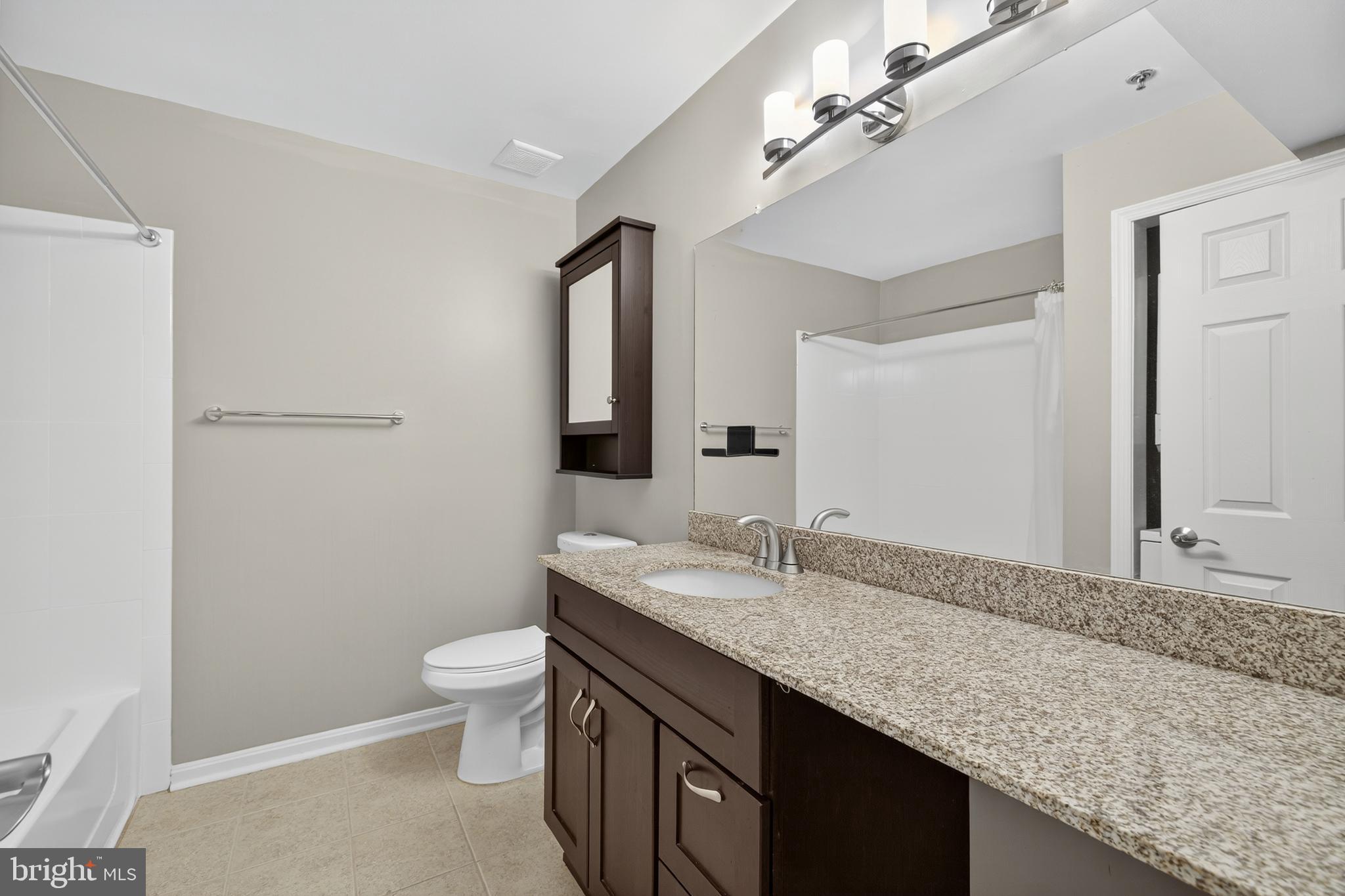 3179 SUMMIT SQUARE DRIVE 2-C2