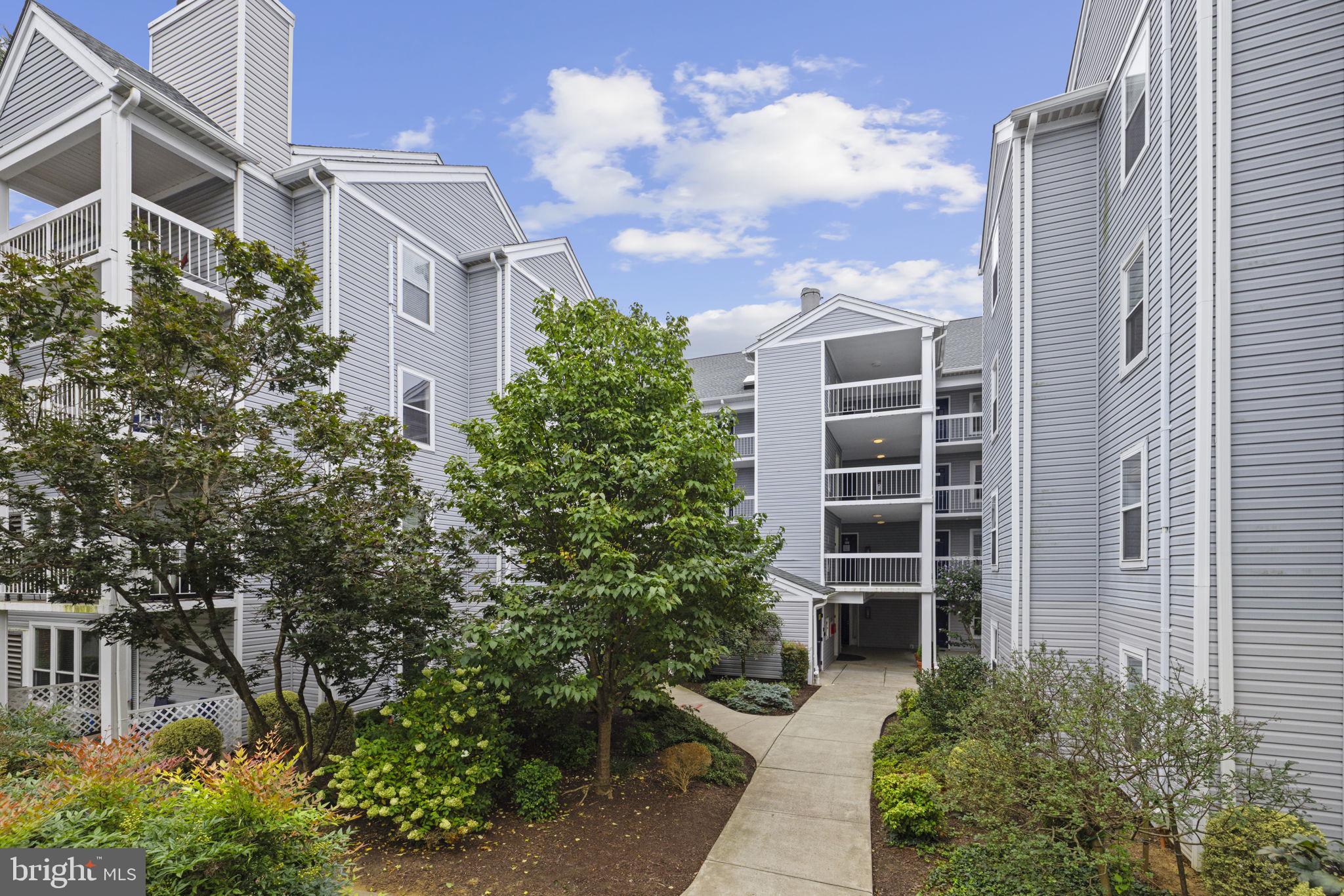 3179 SUMMIT SQUARE DRIVE 2-C2