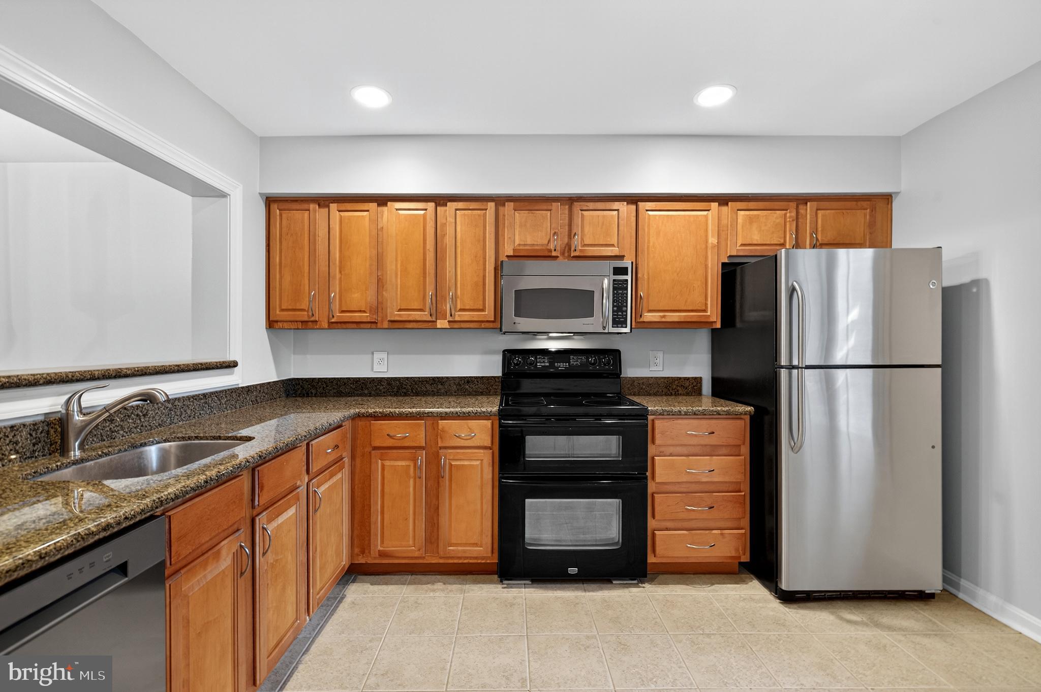 3179 SUMMIT SQUARE DRIVE 2-C2