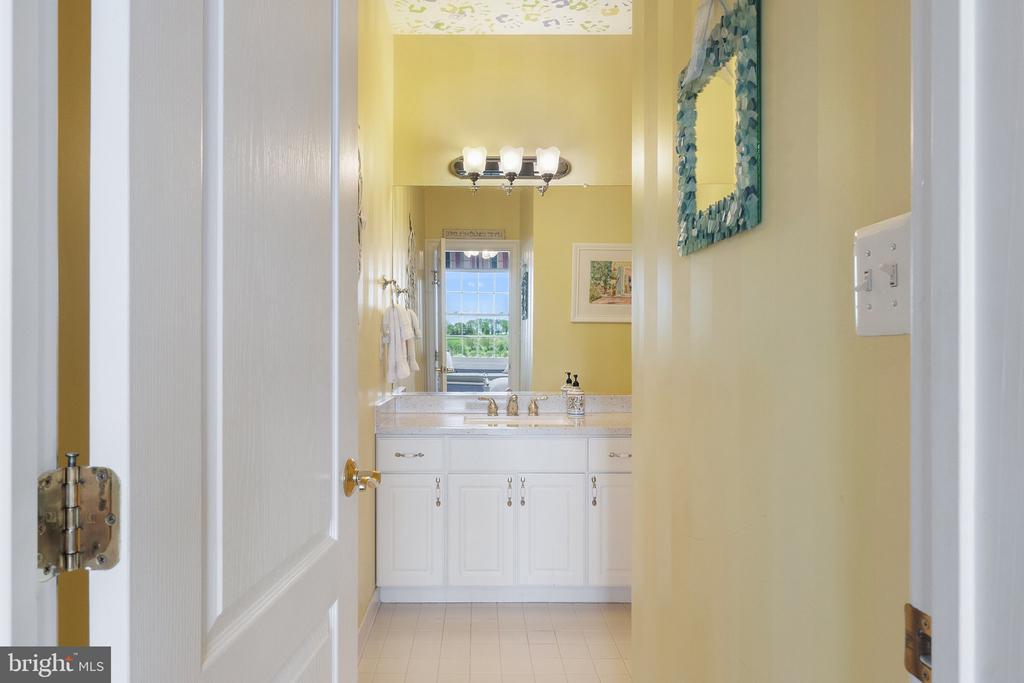 40959 PACER LANE