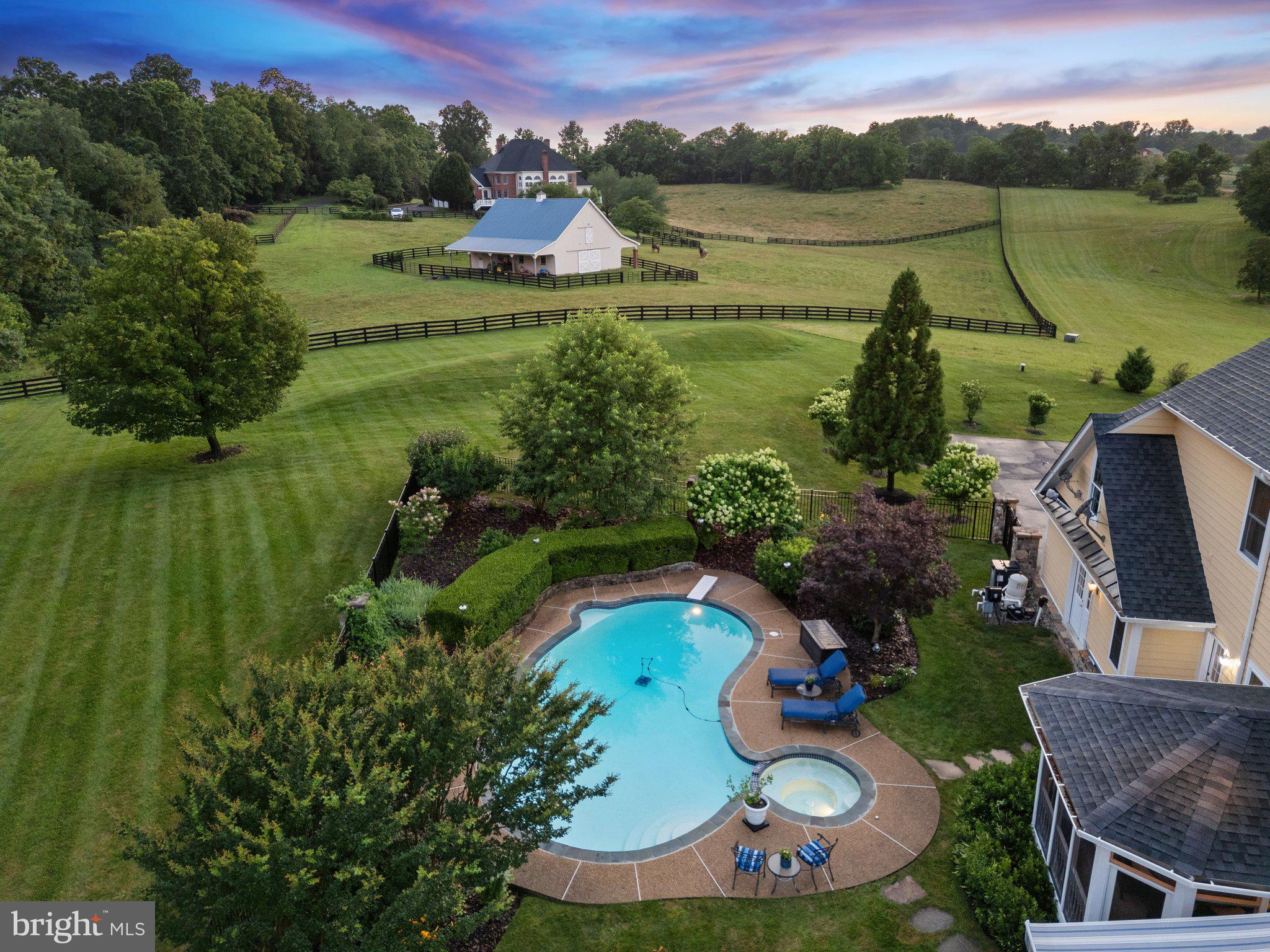40959 PACER LANE