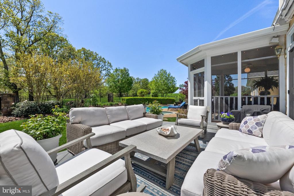 40959 PACER LANE