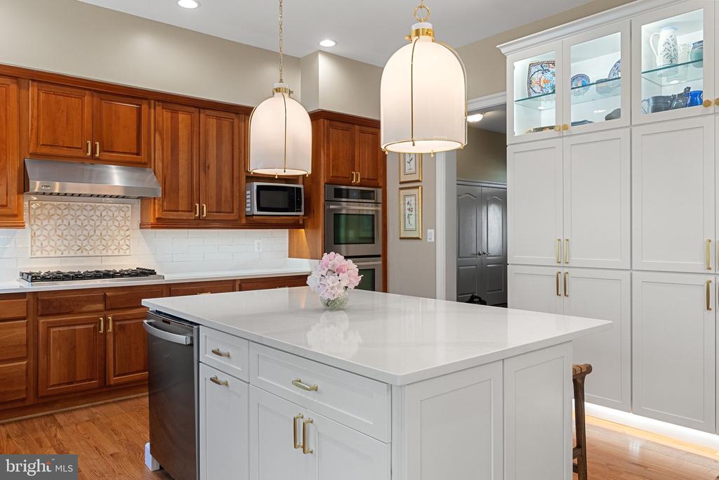 40959 PACER LANE