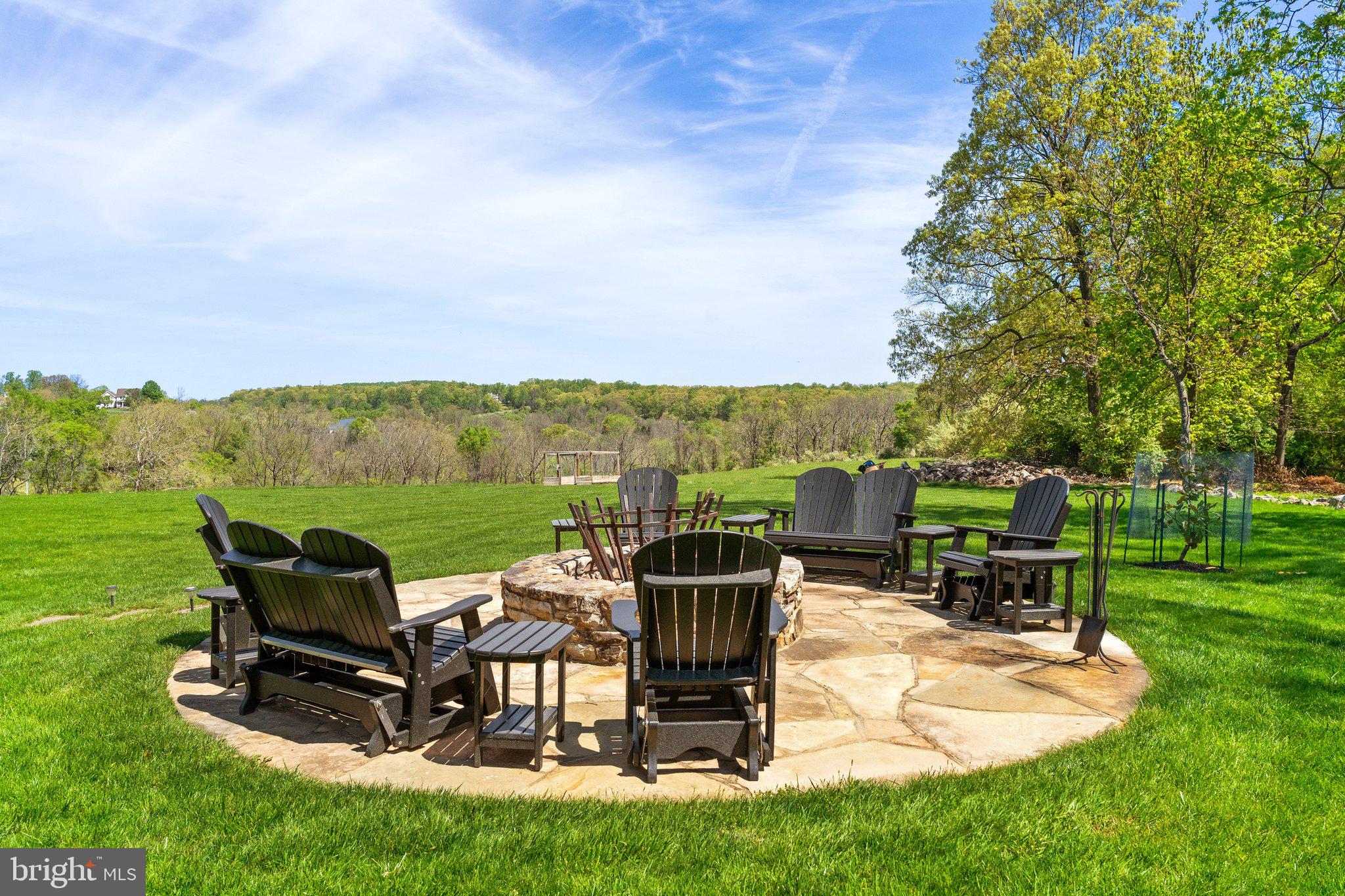 40959 PACER LANE