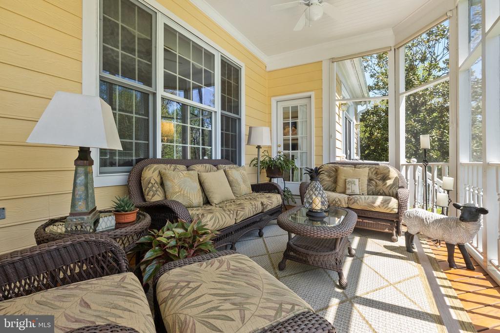 40959 PACER LANE