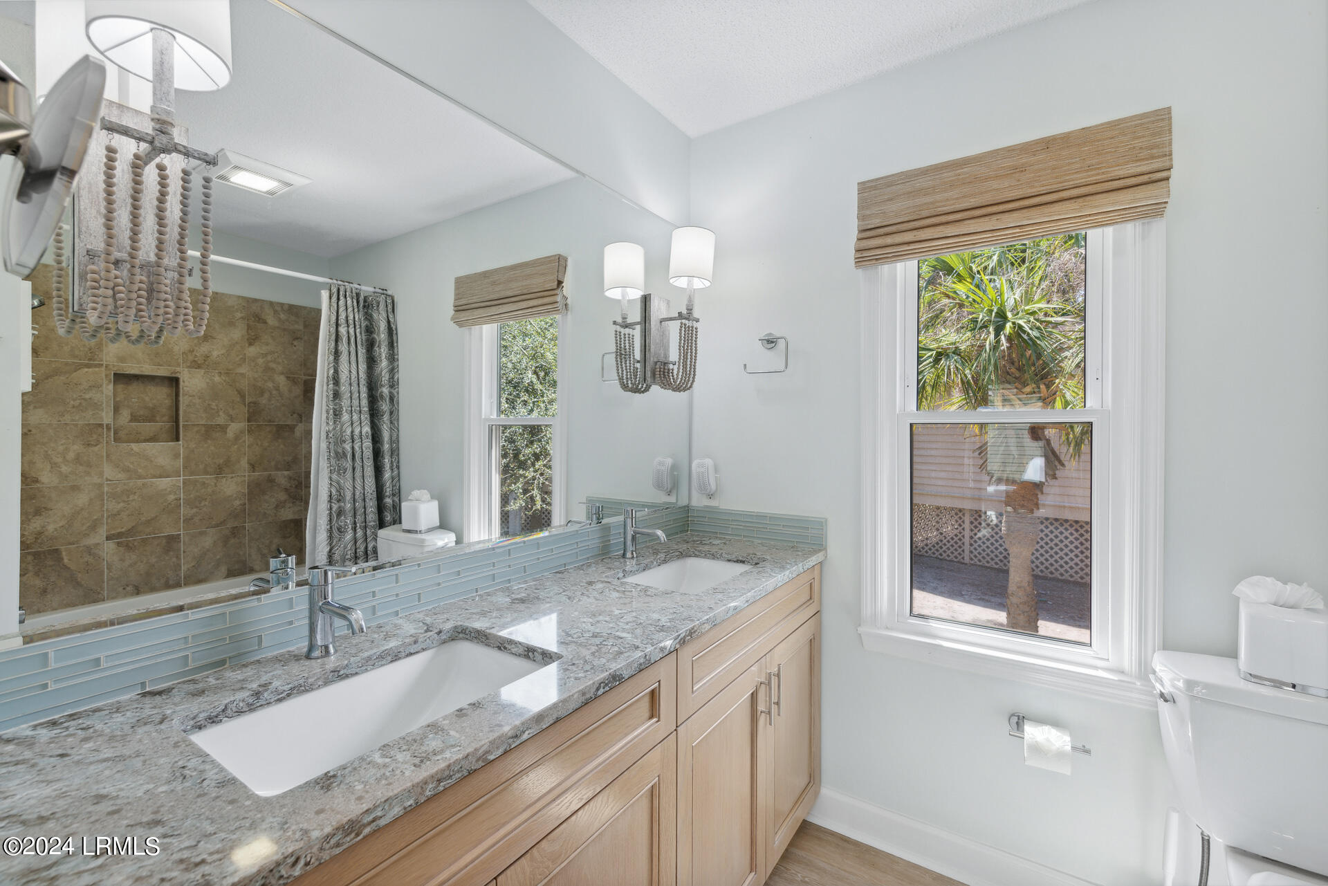 125 Greenwood Drive Unit: 3424