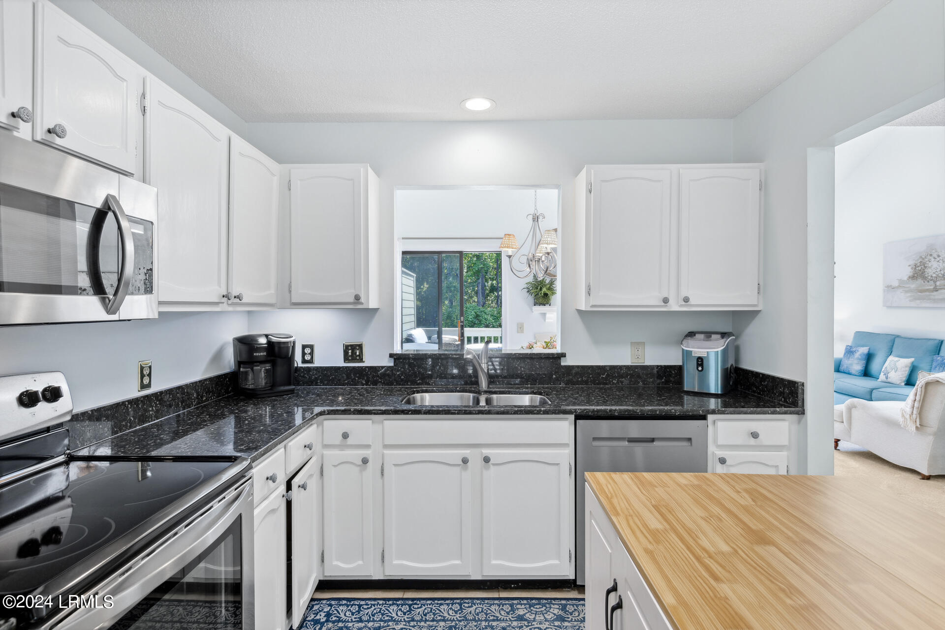 125 Greenwood Drive Unit: 3424