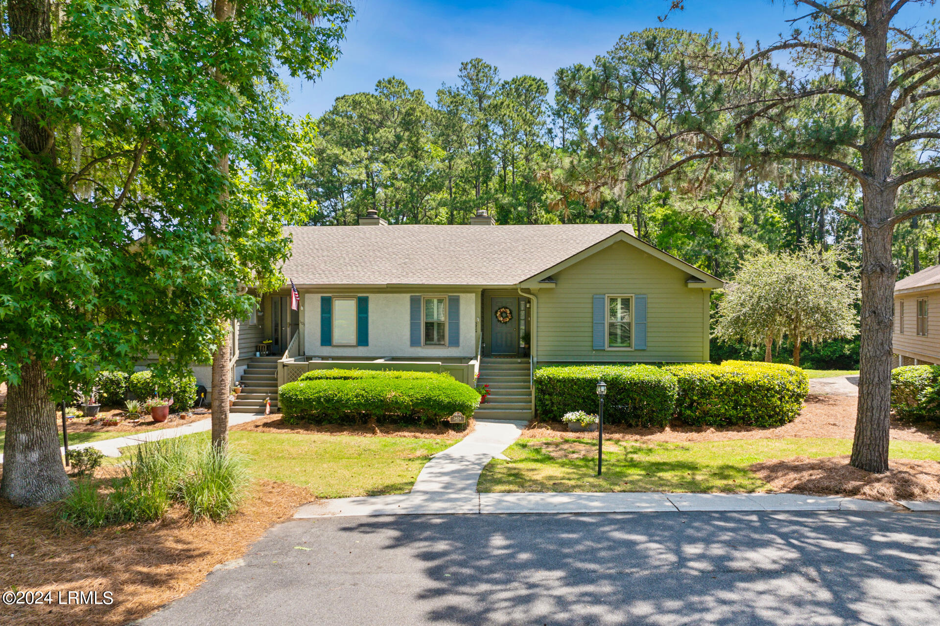 125 Greenwood Drive Unit: 3424