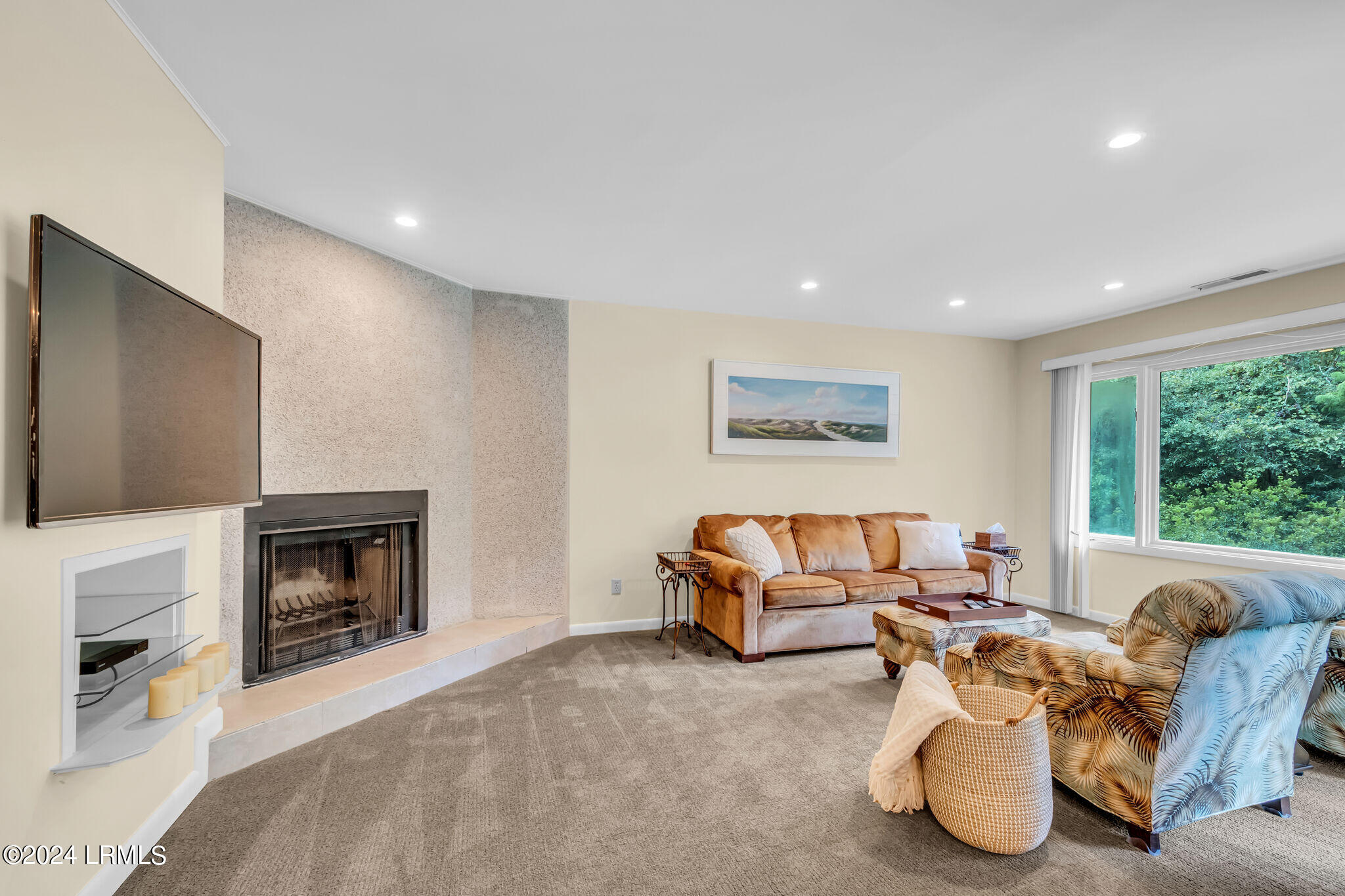 1 Gloucester Road Unit: 205