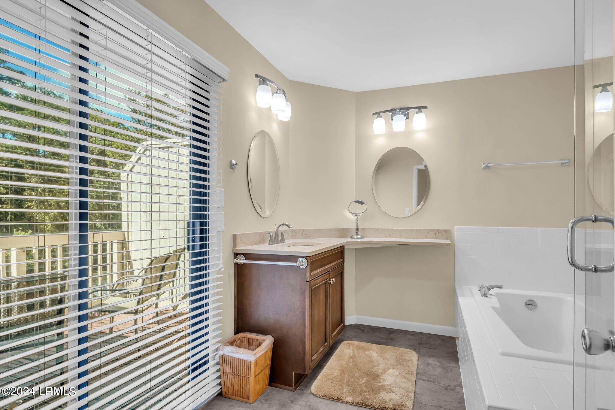 1 Gloucester Road Unit: 205