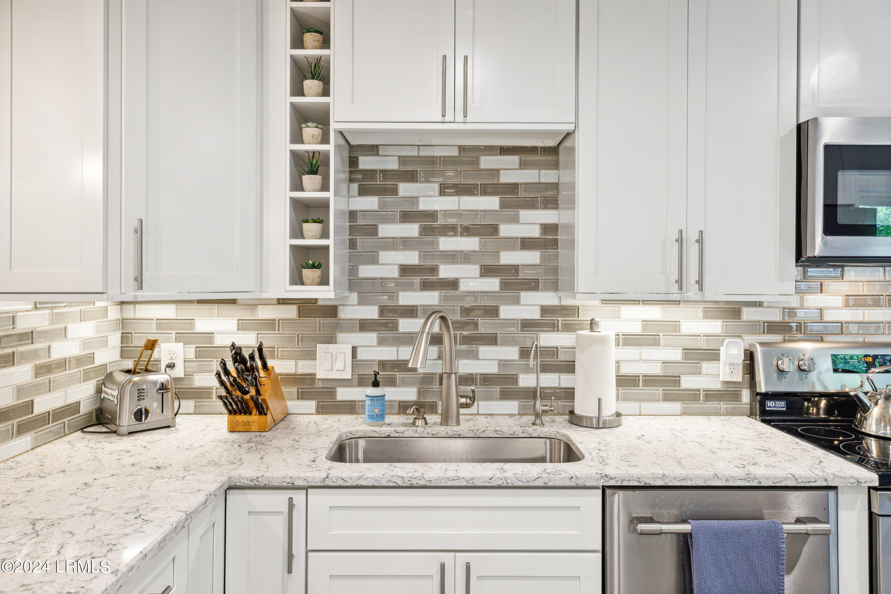 40 Governors Road Unit: 2859