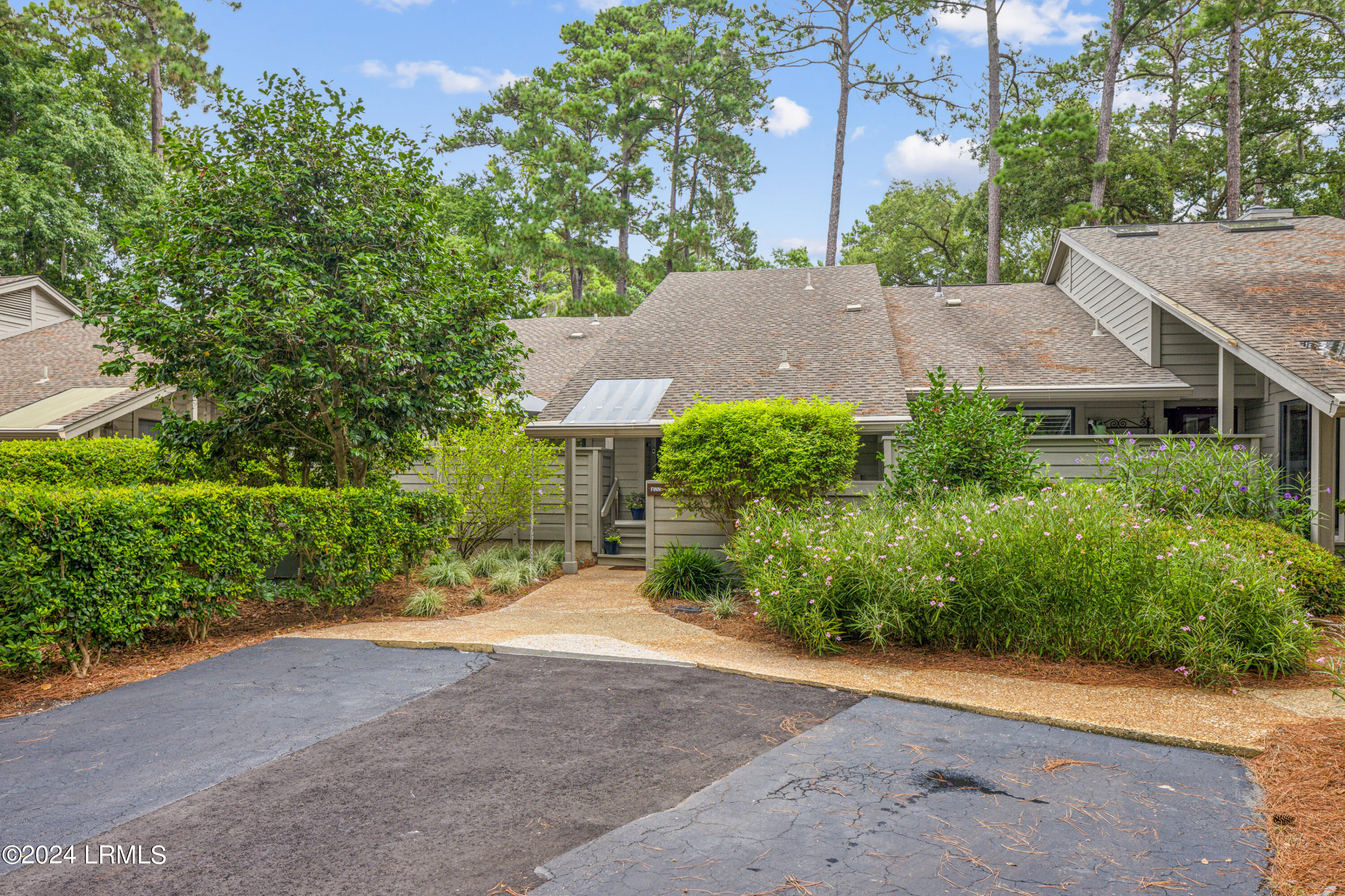 40 Governors Road Unit: 2859