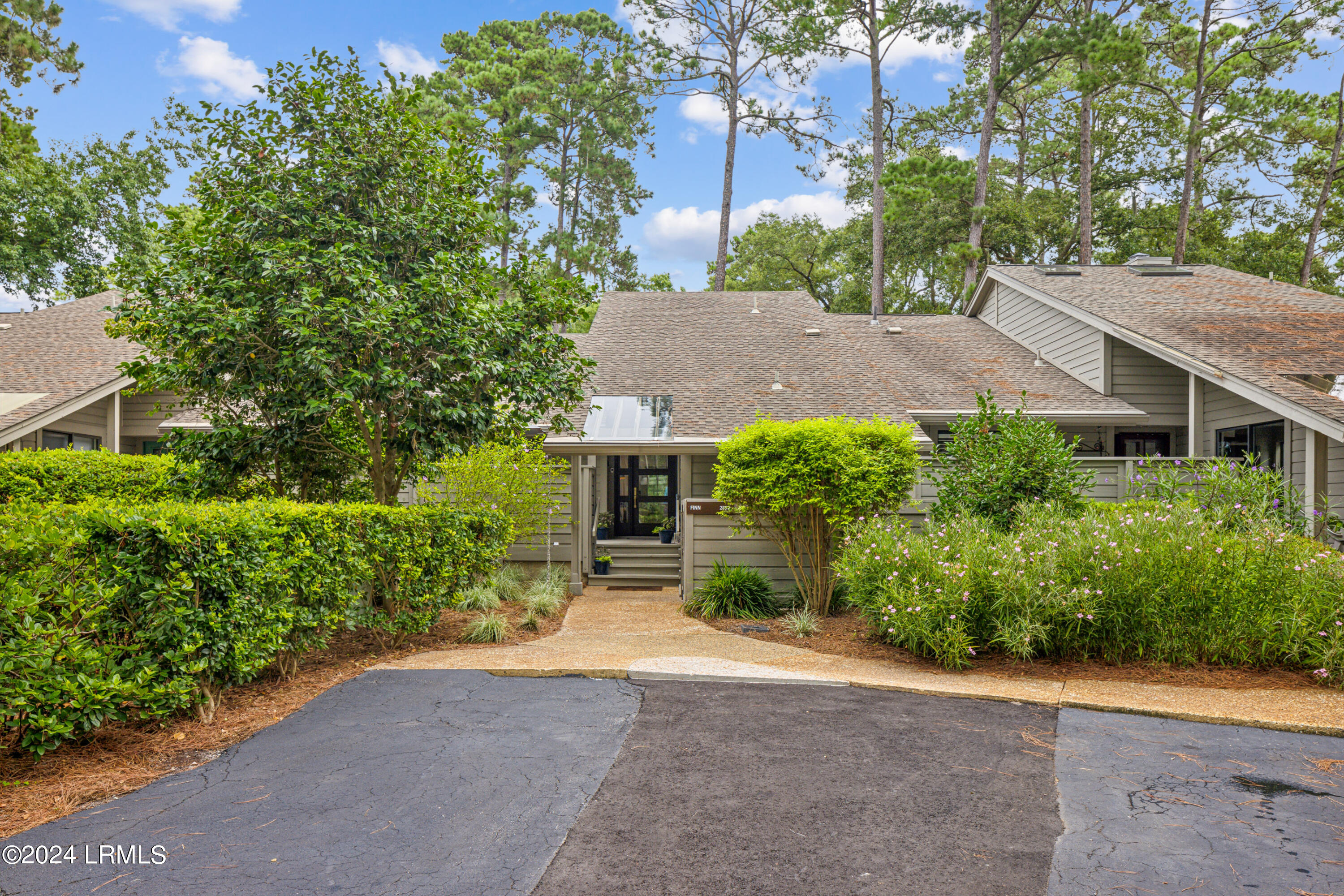 40 Governors Road Unit: 2859