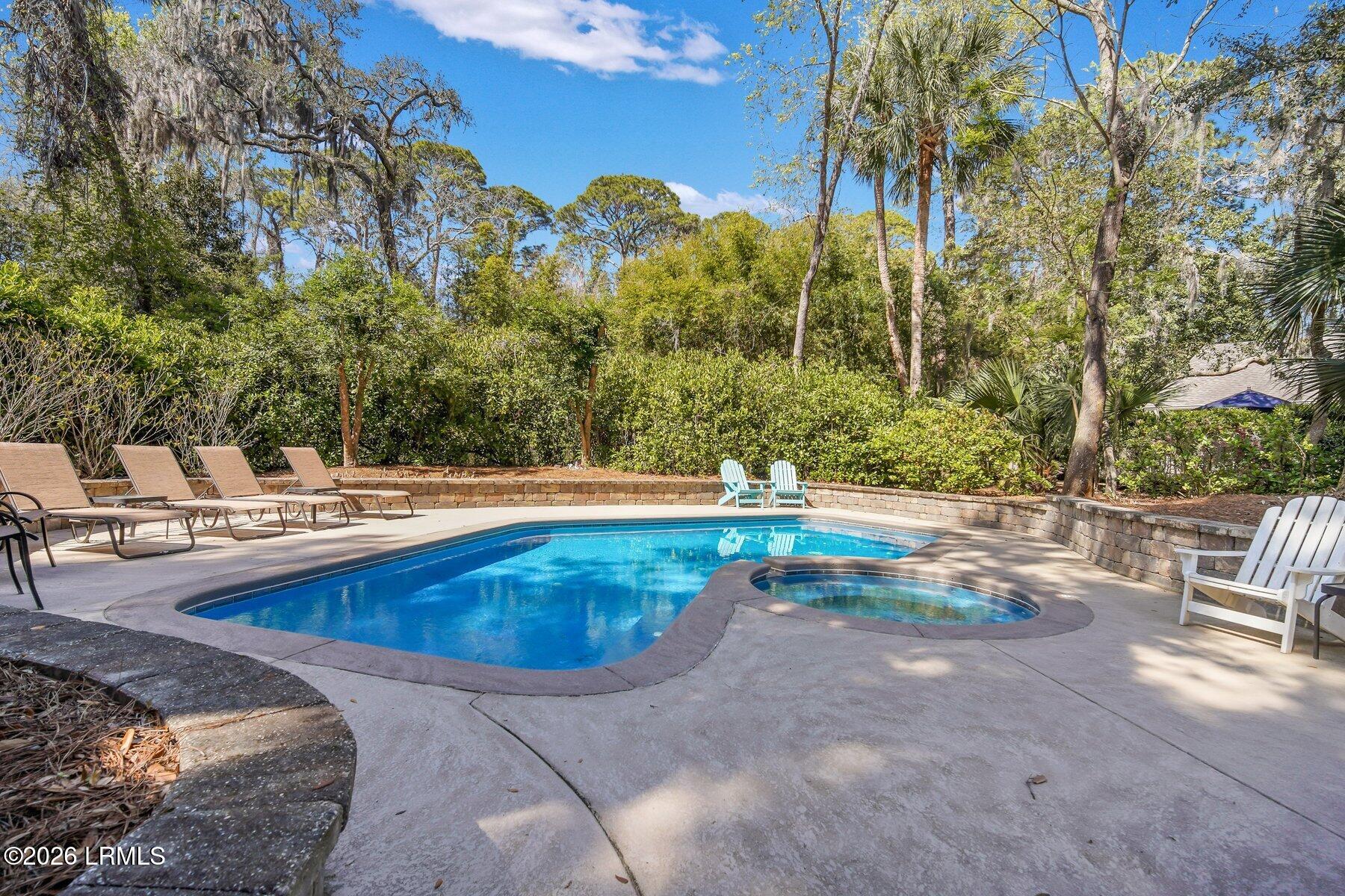 12 Sandhill Crane Road