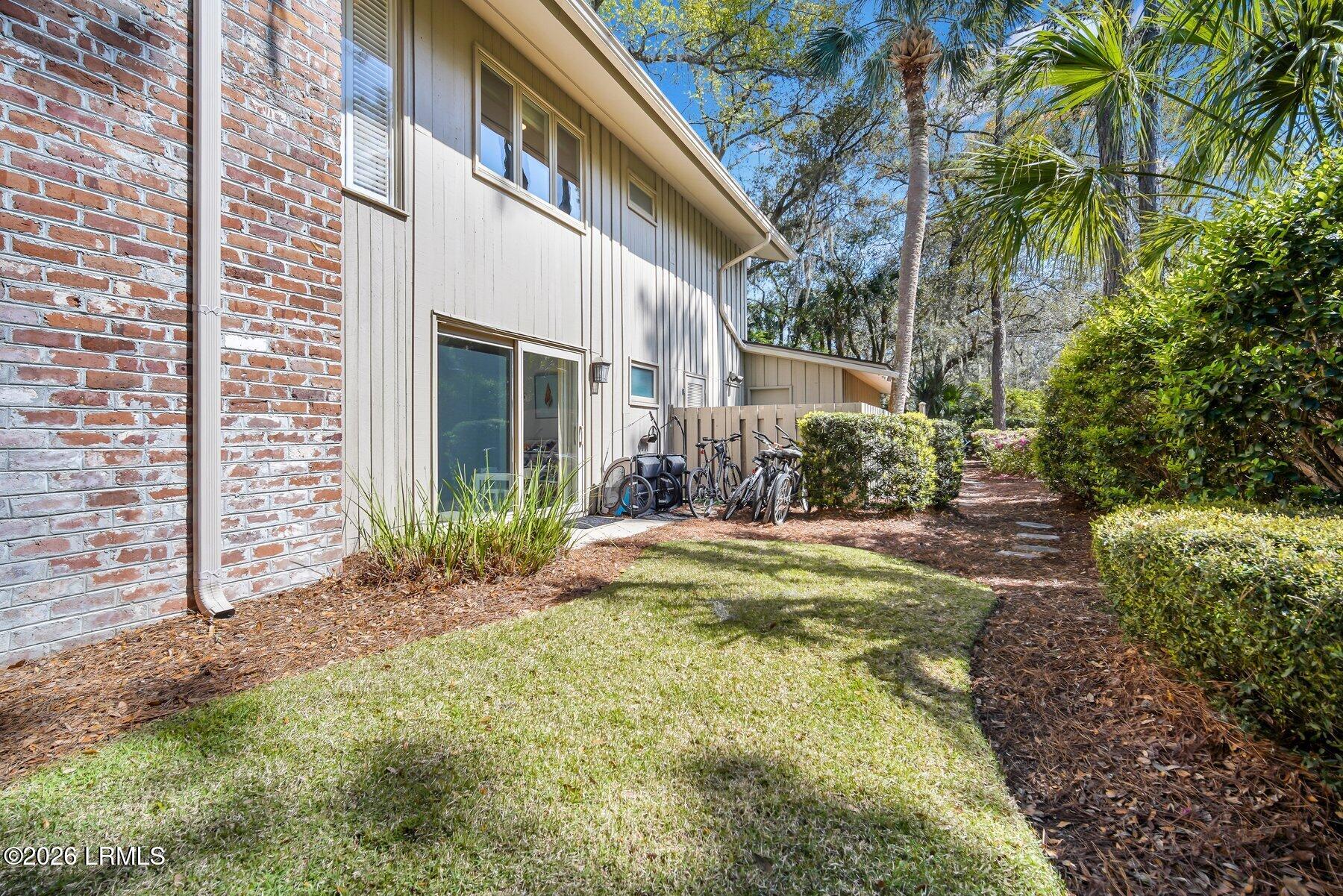 12 Sandhill Crane Road