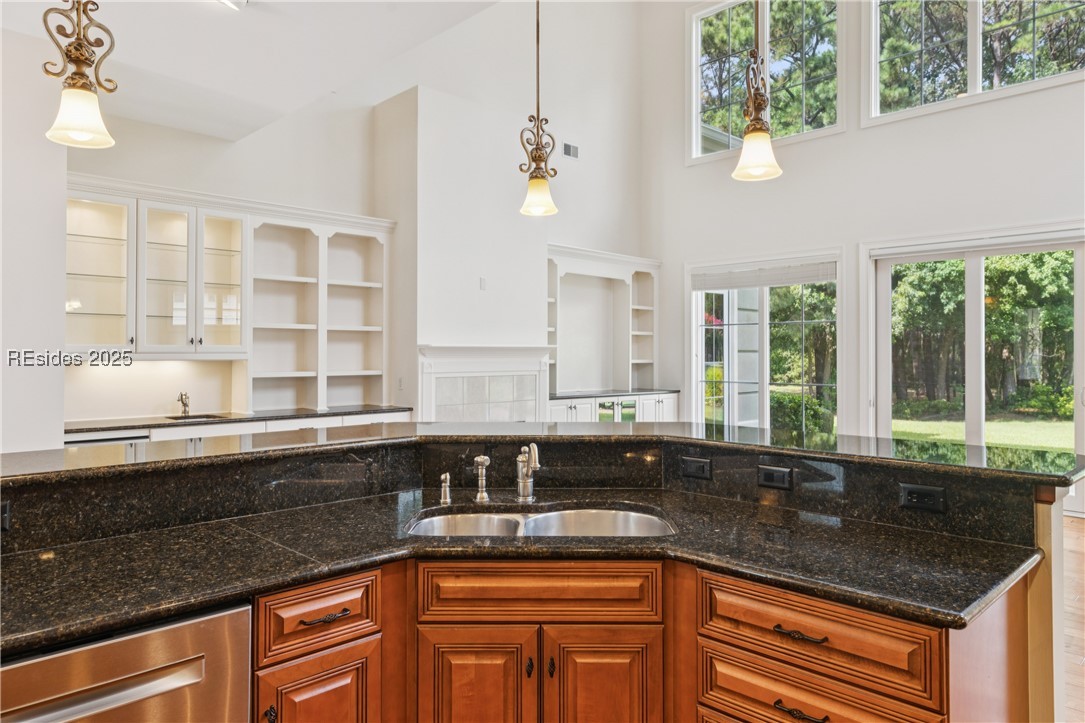 284 Berwick Dr Drive