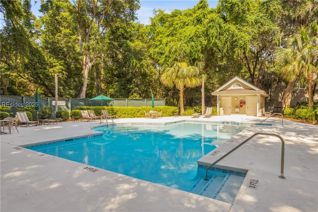 284 Berwick Dr Drive