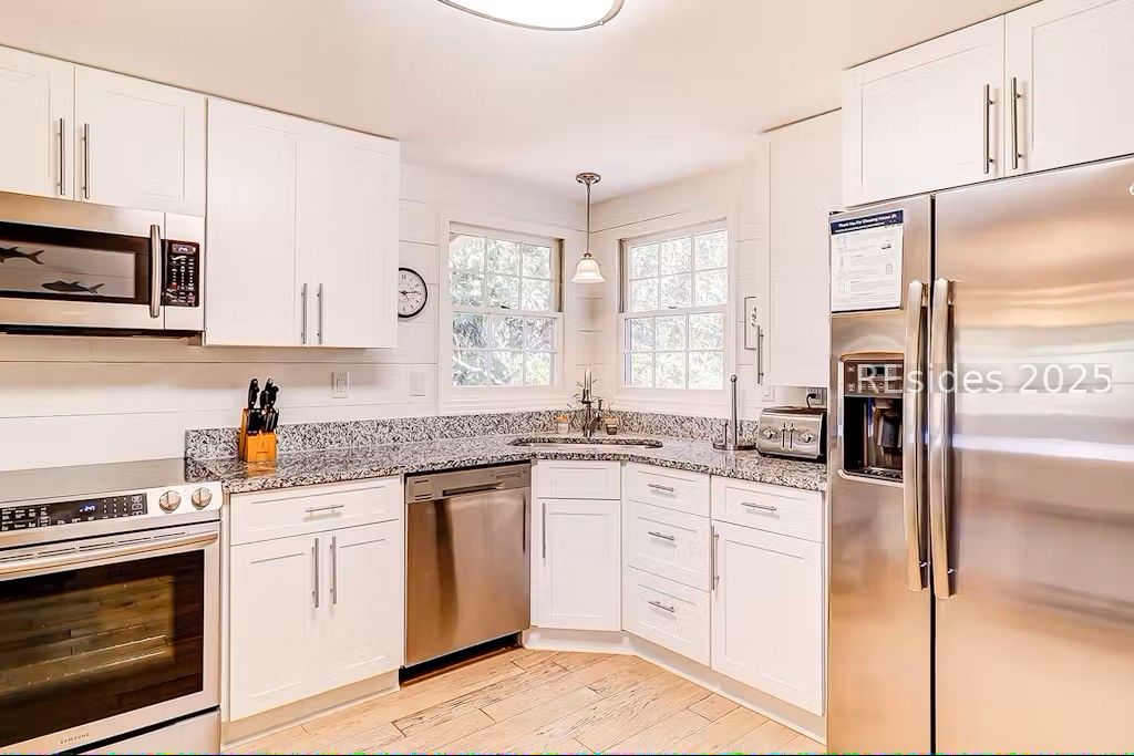 70 Shipyard Drive Unit: 172