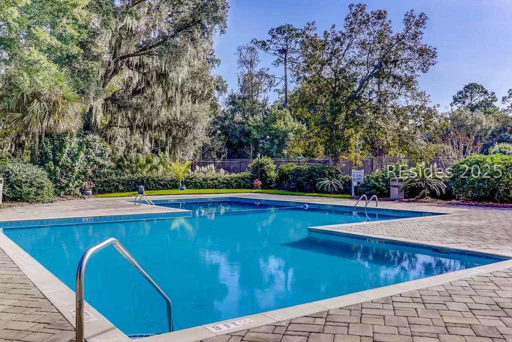 70 Shipyard Drive Unit: 172